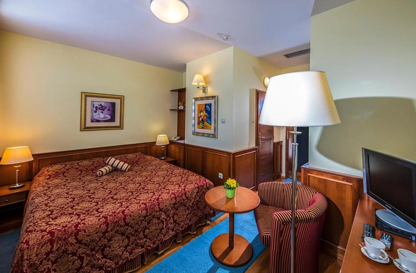 Bedroom in Hotel Forest Hills