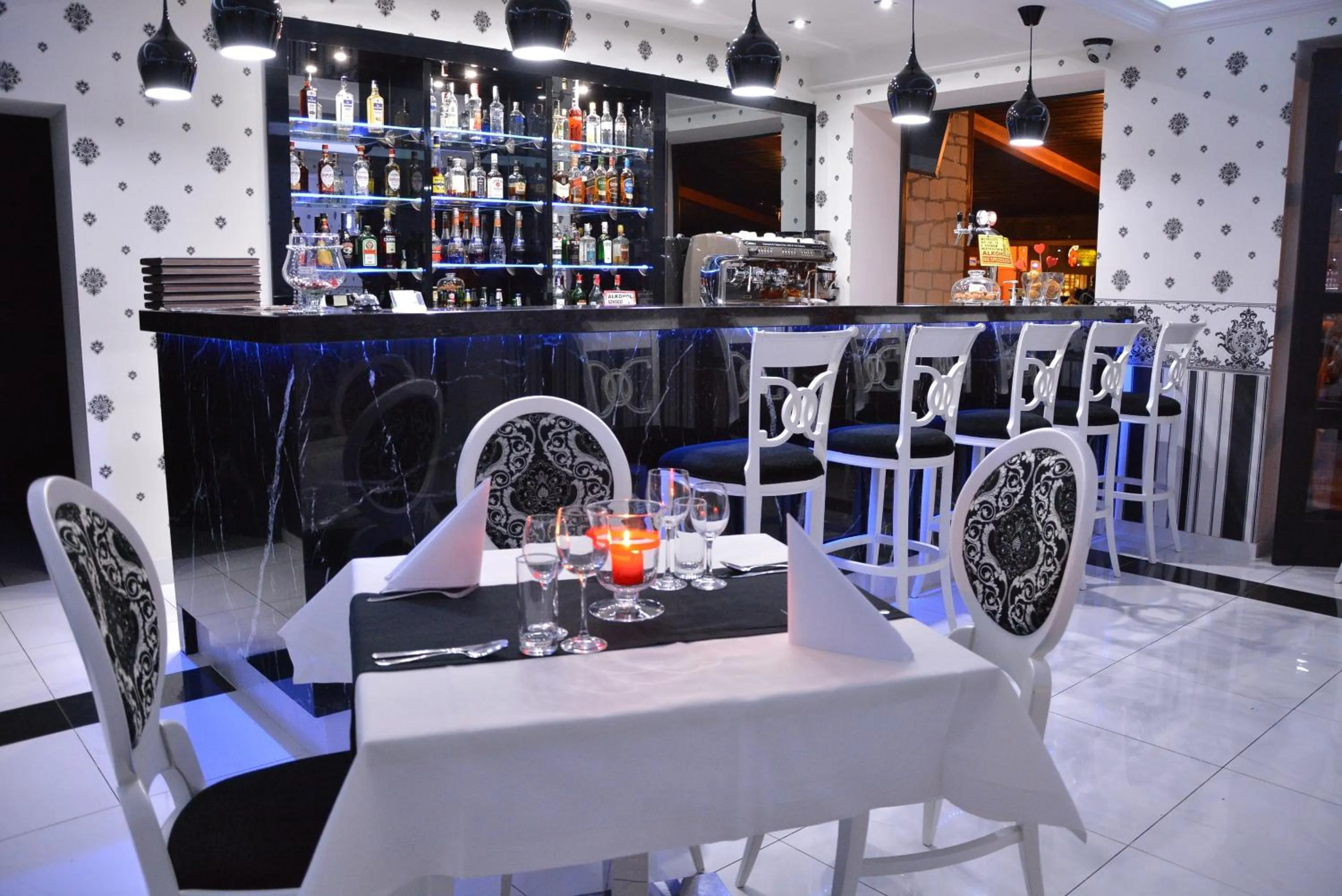 Food and drinks in Hotel Imperial Residence