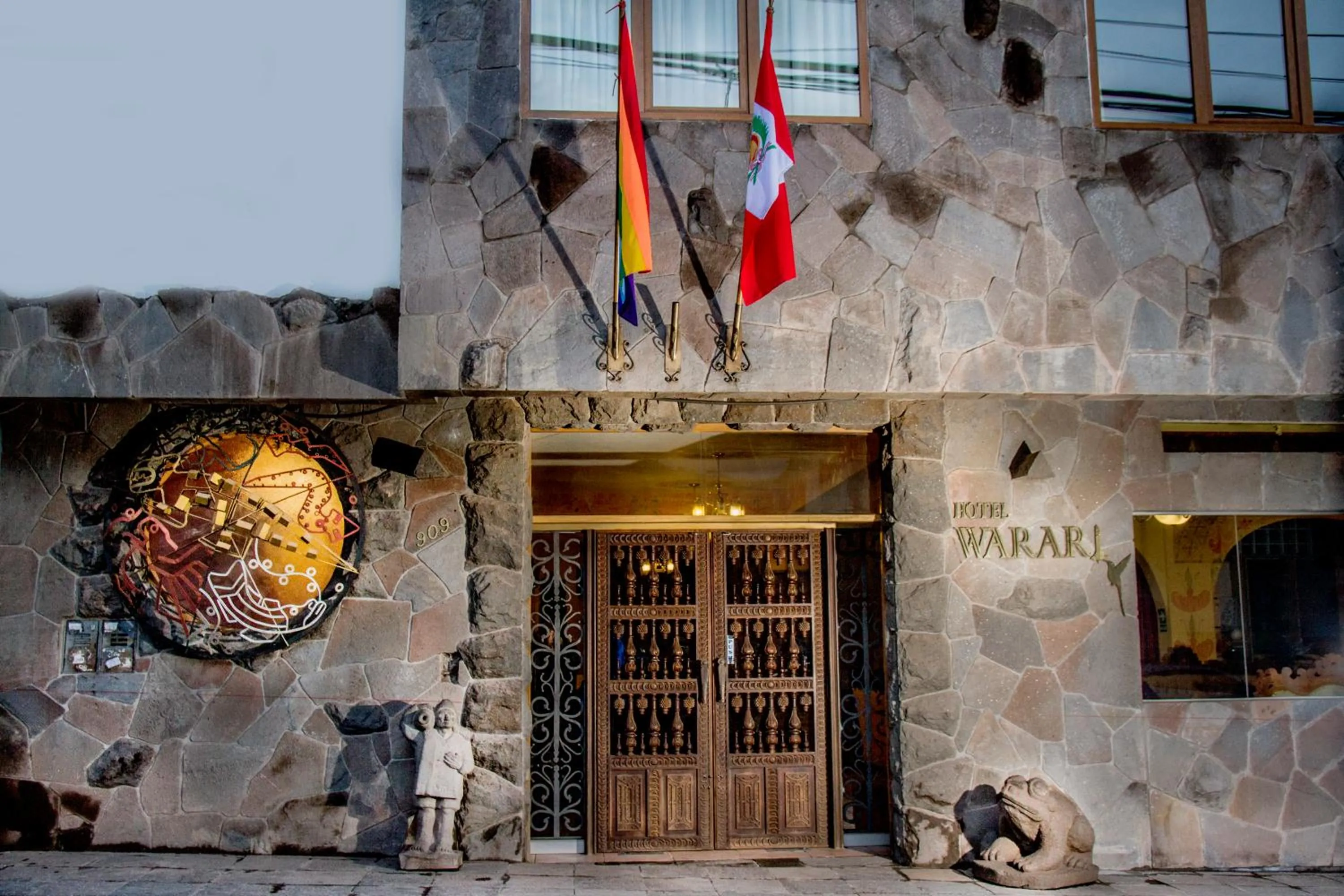 Property building in Hotel Warari