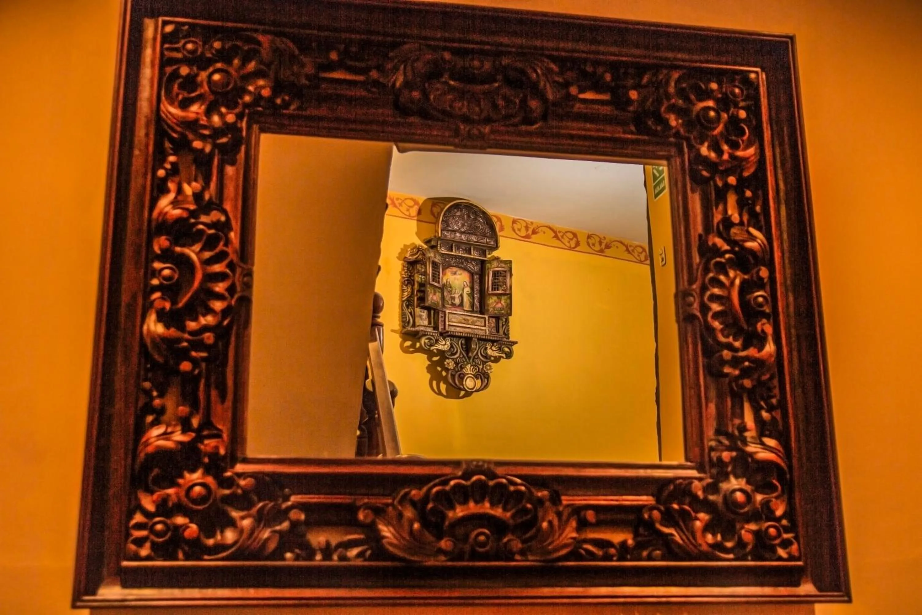 Decorative detail in Hotel Warari