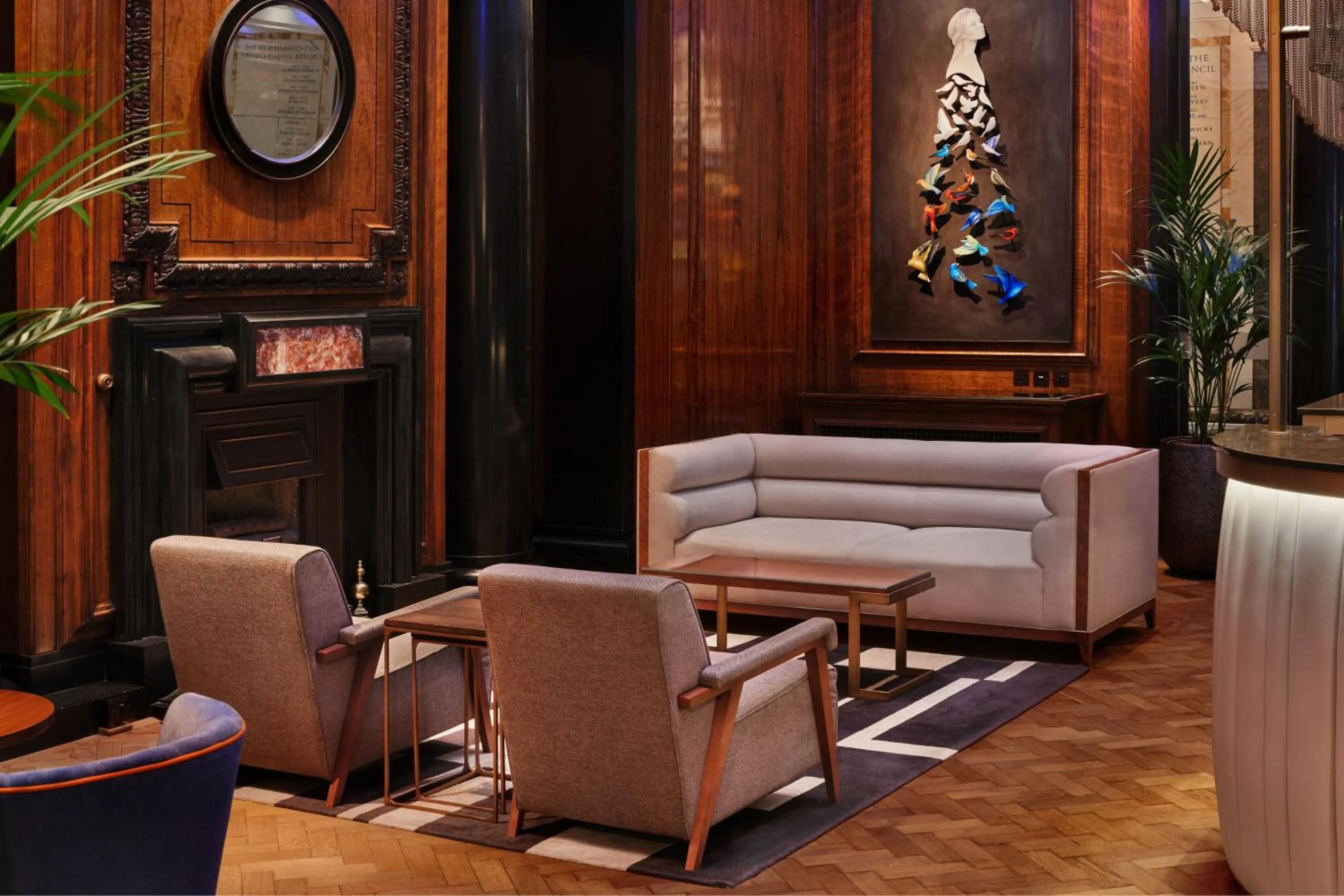 Lobby or reception in London Marriott Hotel County Hall