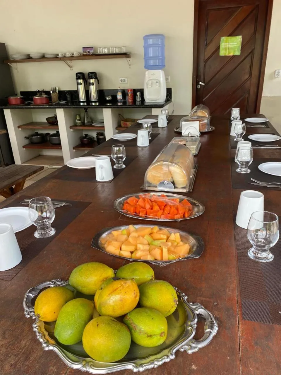 Buffet breakfast in Nirvana Pipa