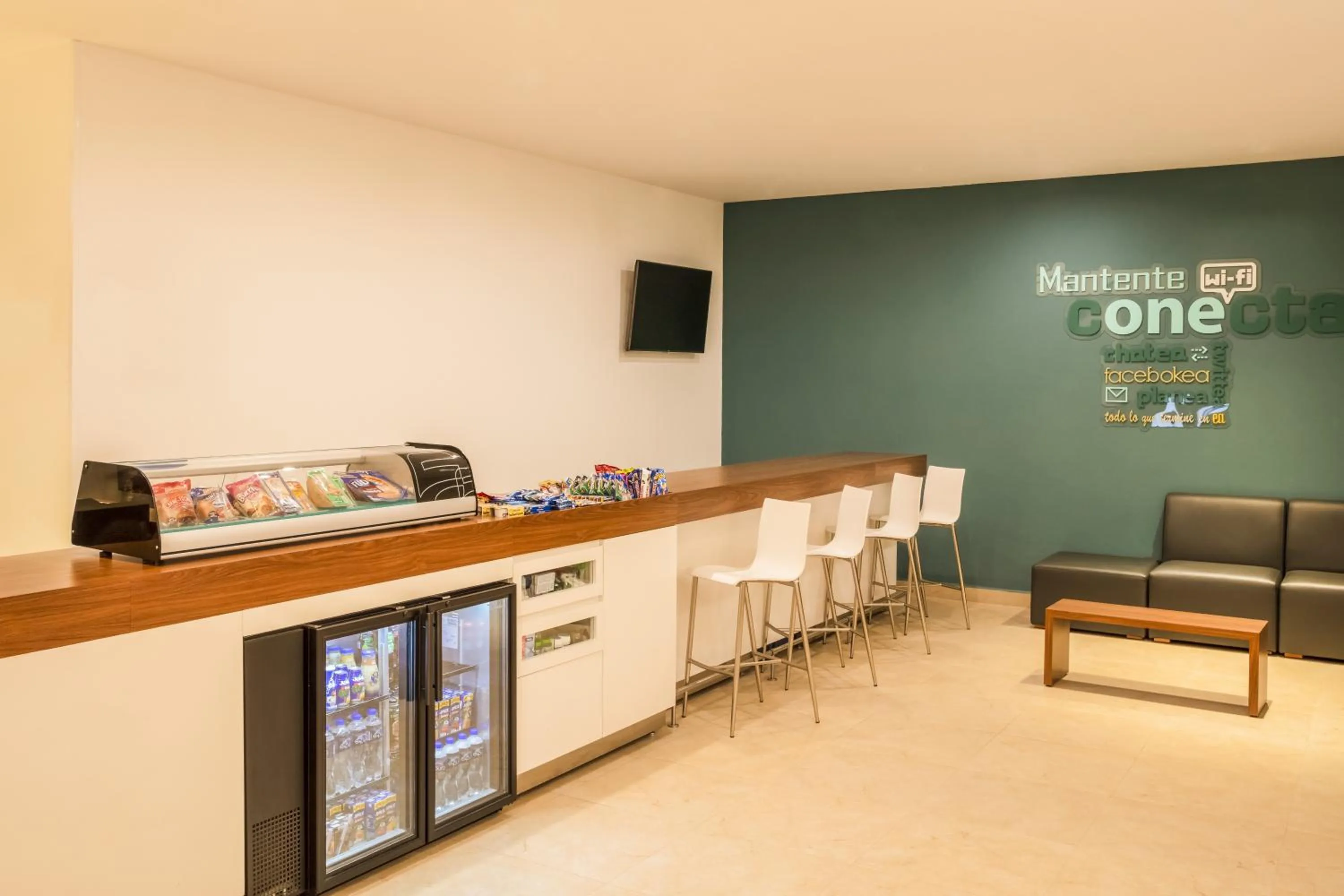 Lobby or reception in One Ciudad de Mexico La Raza