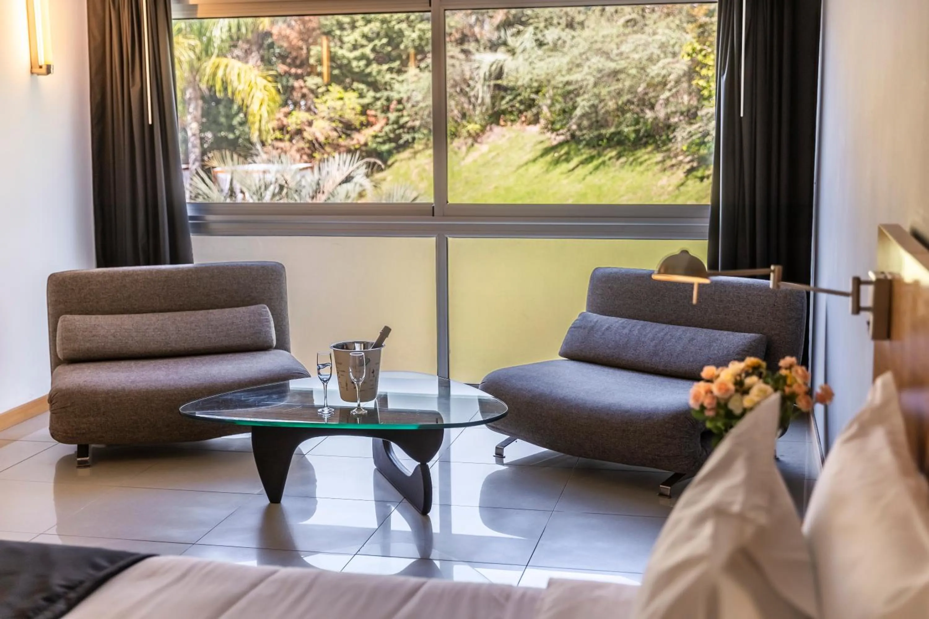 Seating area in Park Hotel