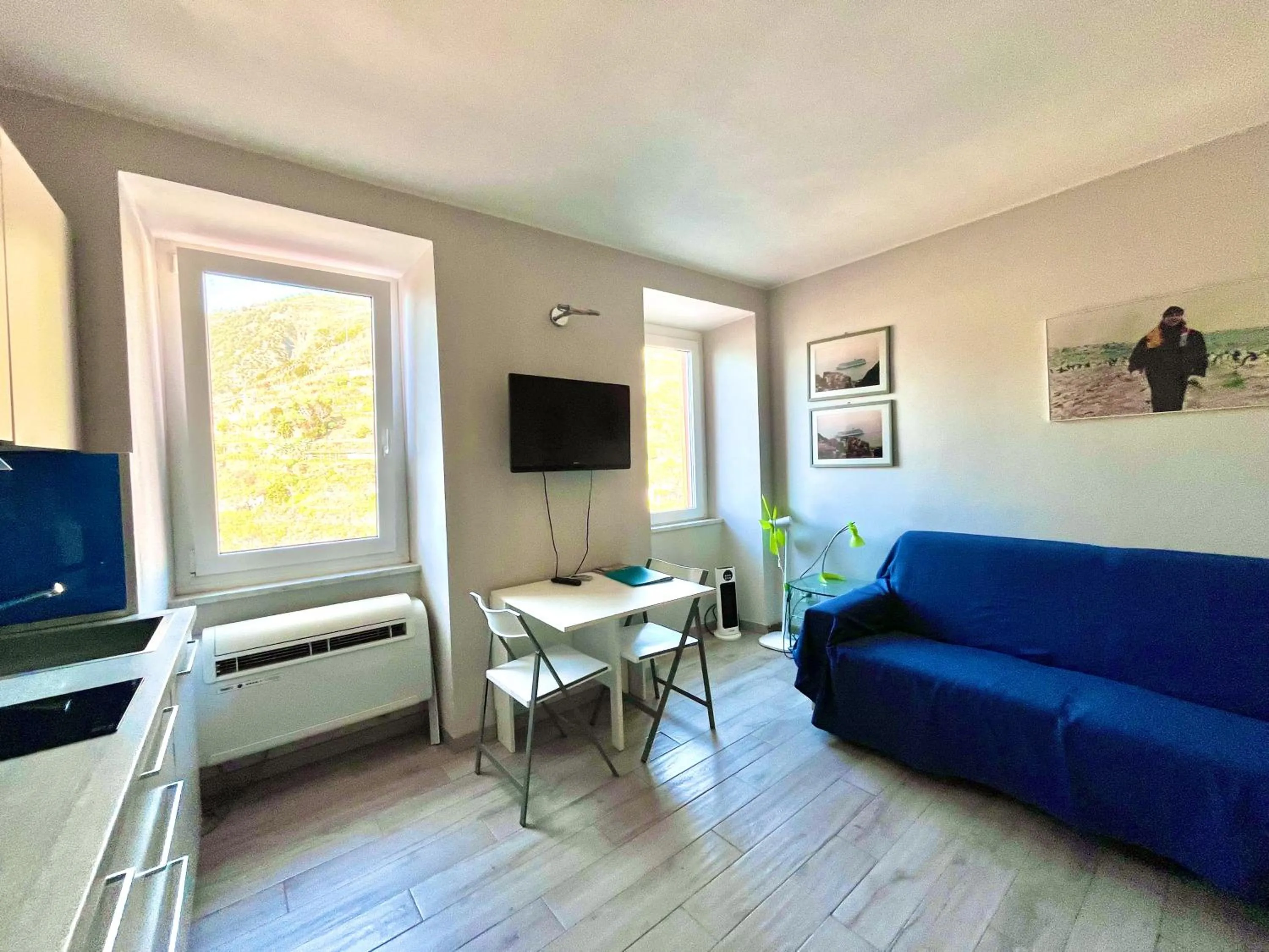 Studio with Sea View in Casa Di Mezzo by Arbaspàa