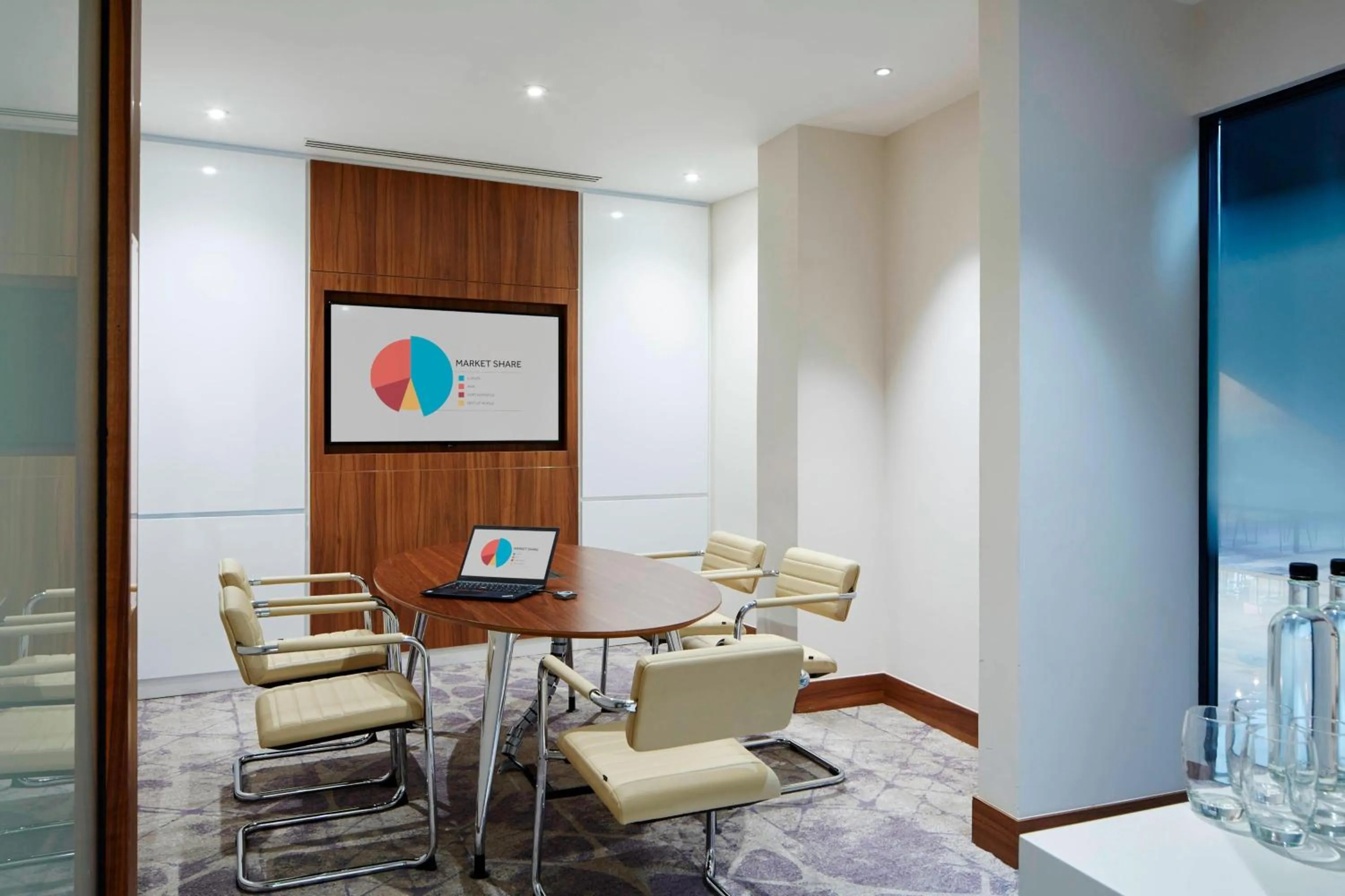 Meeting/conference room in London Heathrow Marriott Hotel