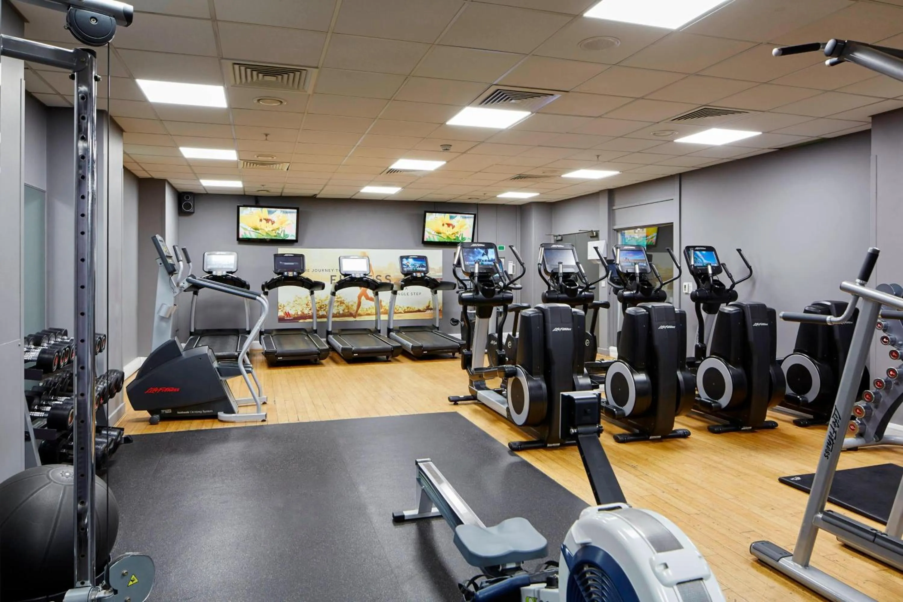 Fitness centre/facilities in London Heathrow Marriott Hotel