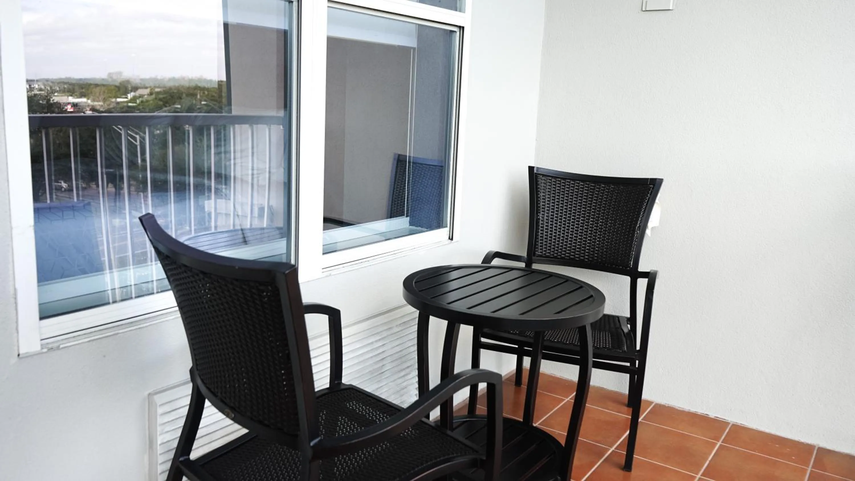 Balcony/Terrace in Holiday Inn Express & Suites Lakeland North I-4 by IHG