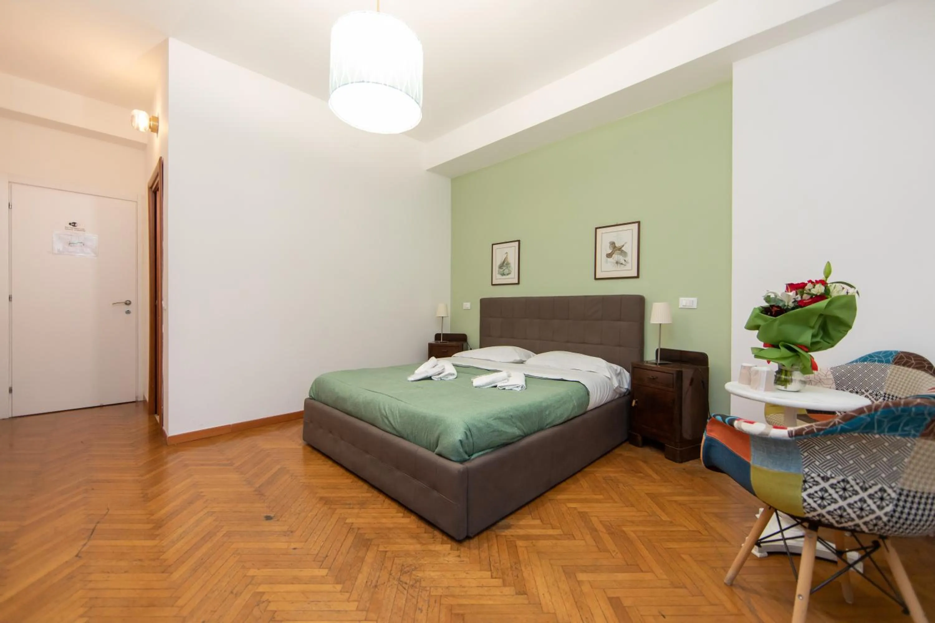 Photo of the whole room, Bed in L'Imperiale RomaTrastevere