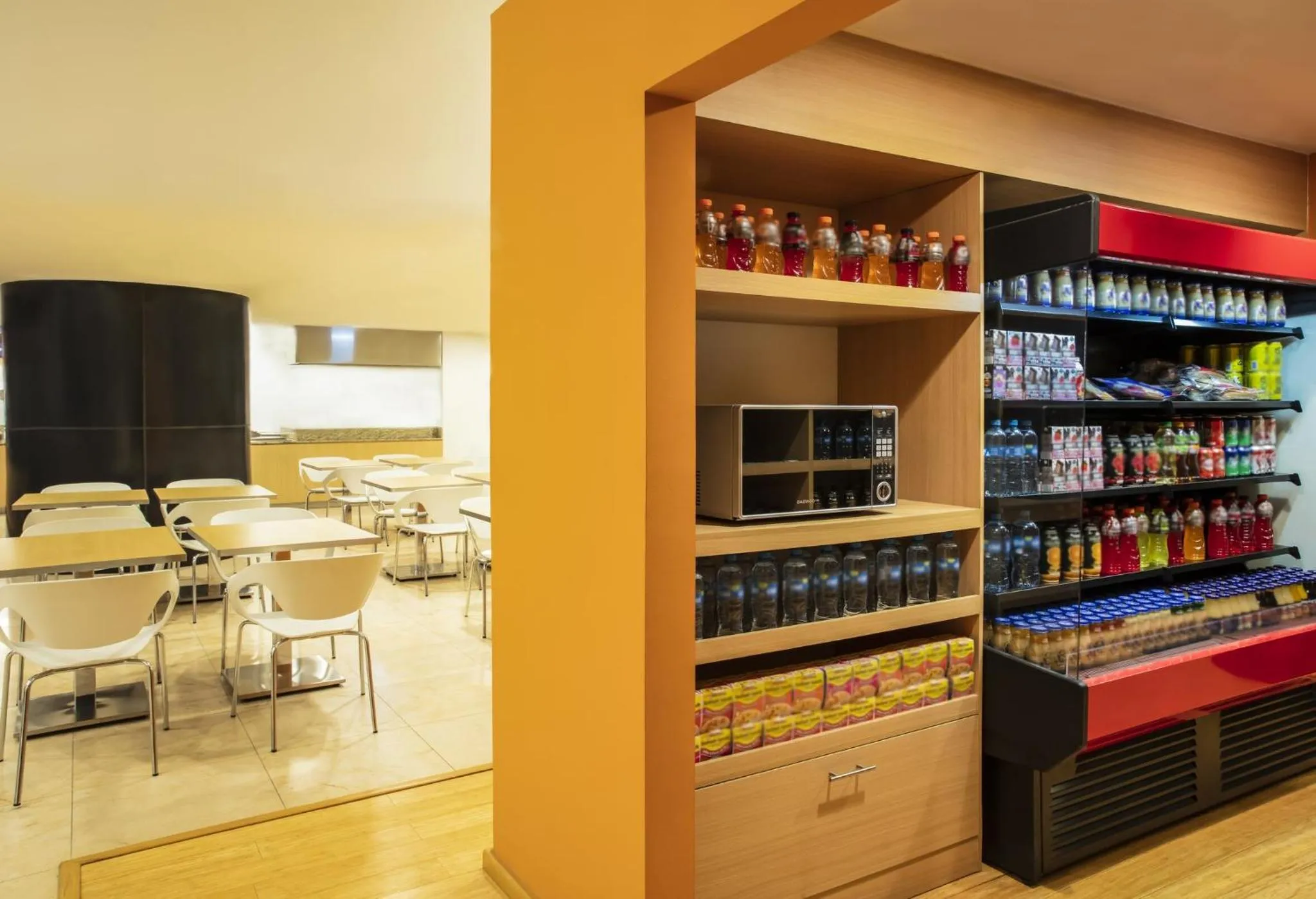 Lobby or reception in Fiesta Inn Express Queretaro Constituyentes