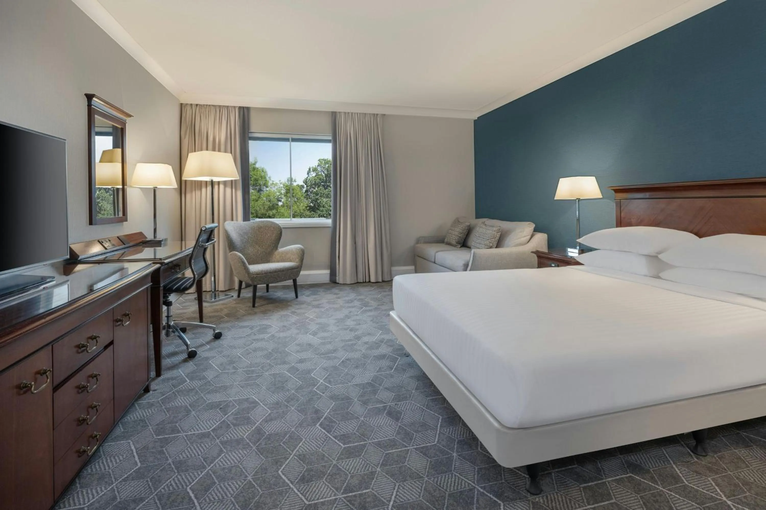 Photo of the whole room, Bed in Delta Hotels by Marriott Newcastle Gateshead