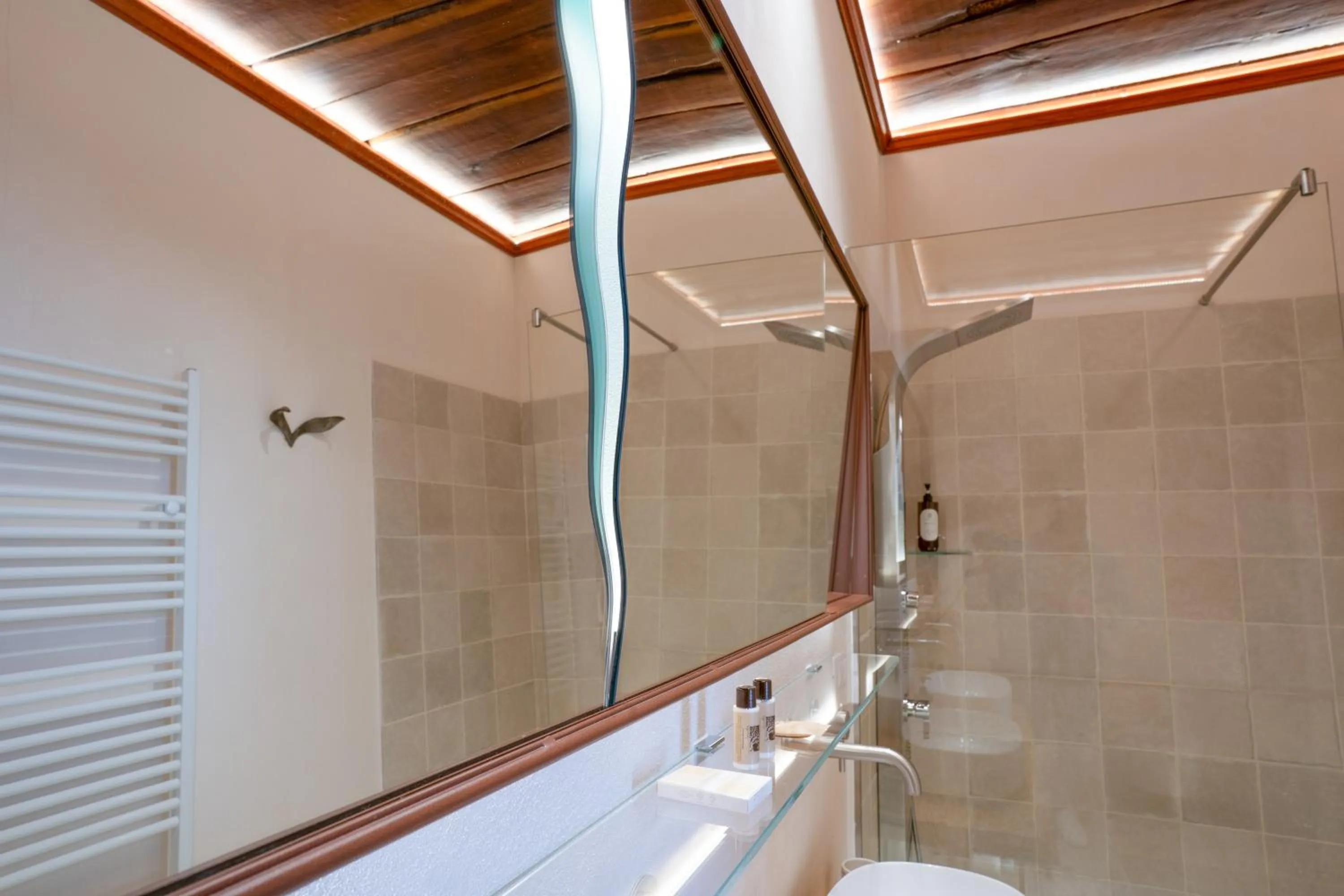 Bathroom in Masseria Le Lamie