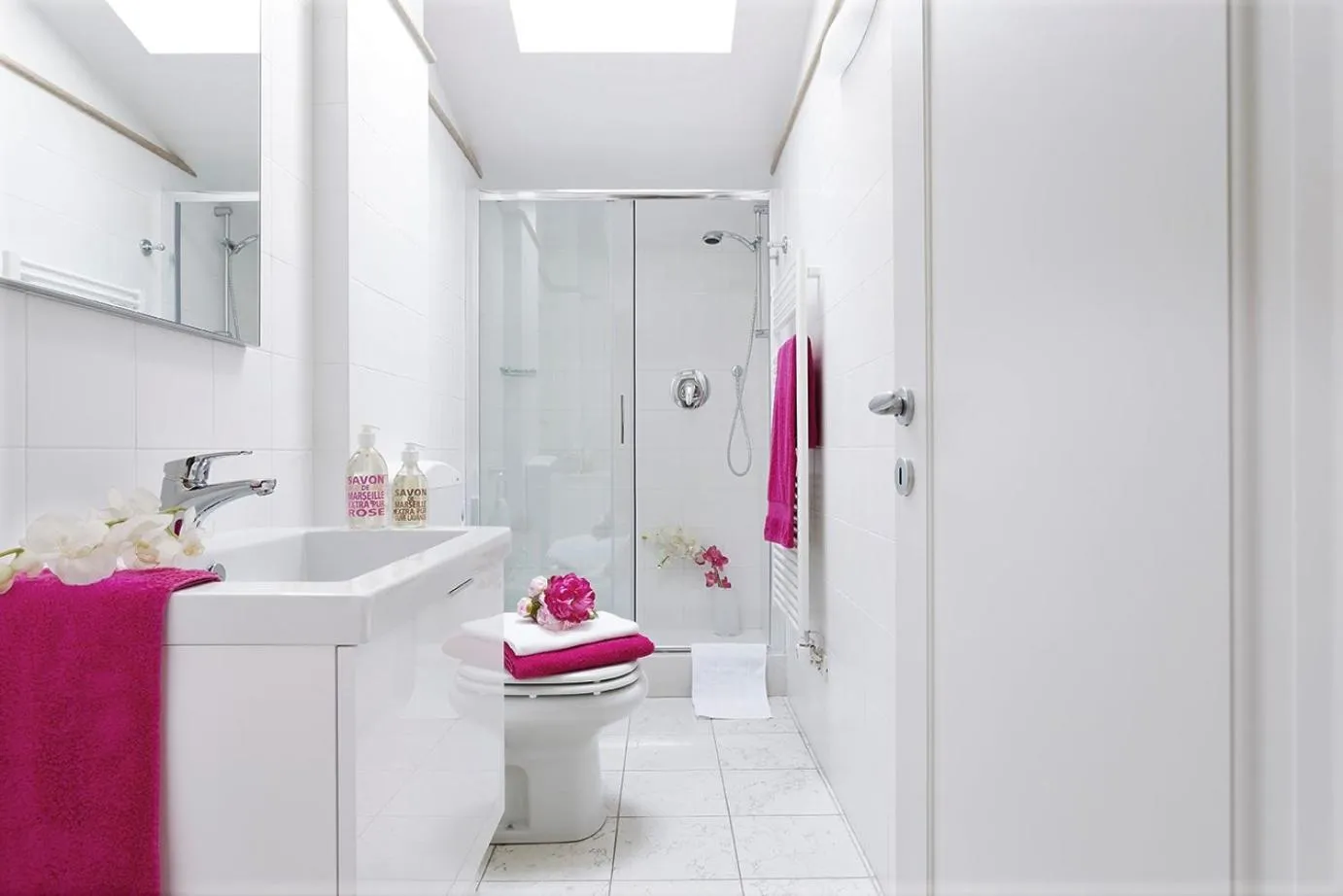 Toilet in Adriano Residence