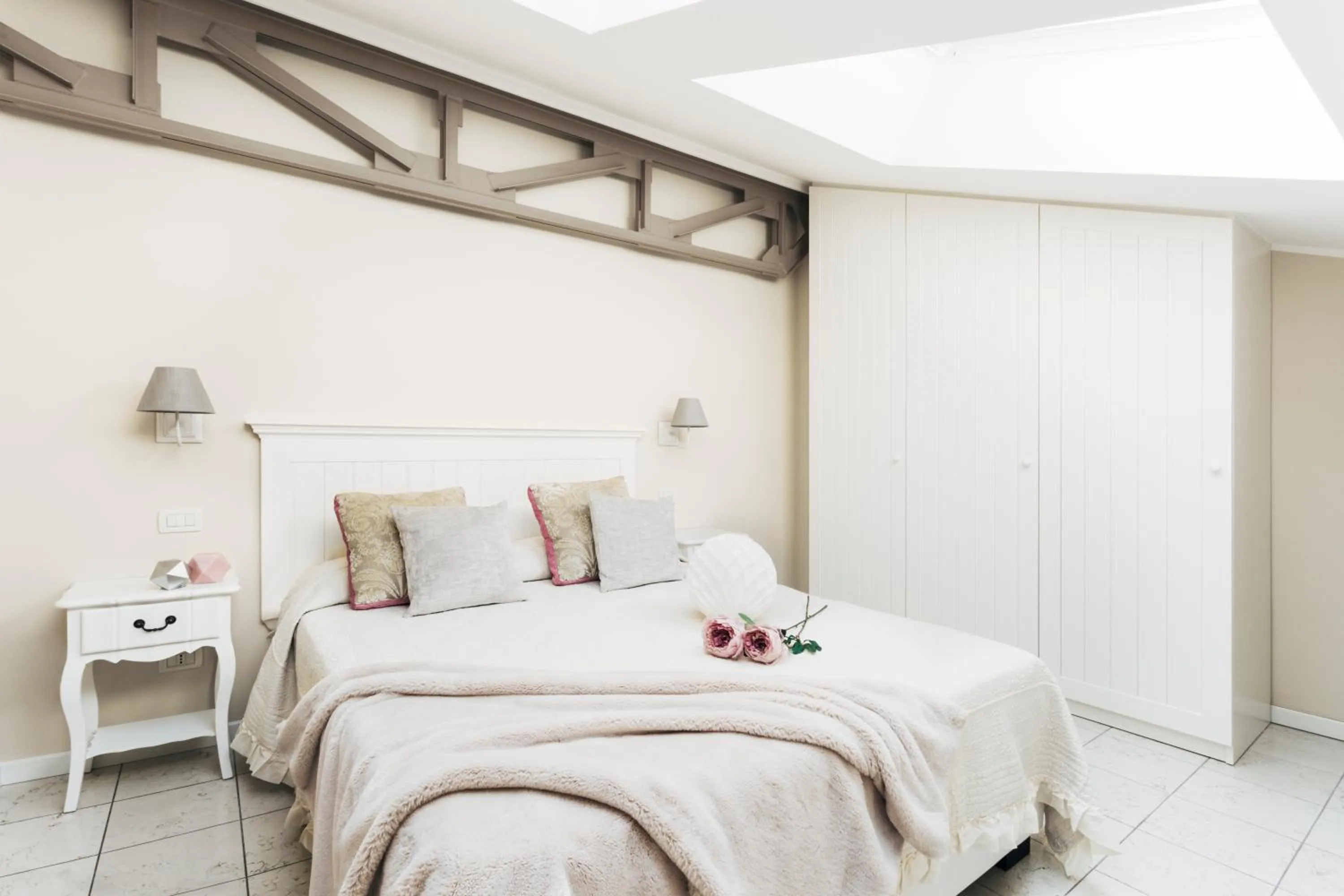 Bedroom, Bed in Adriano Residence