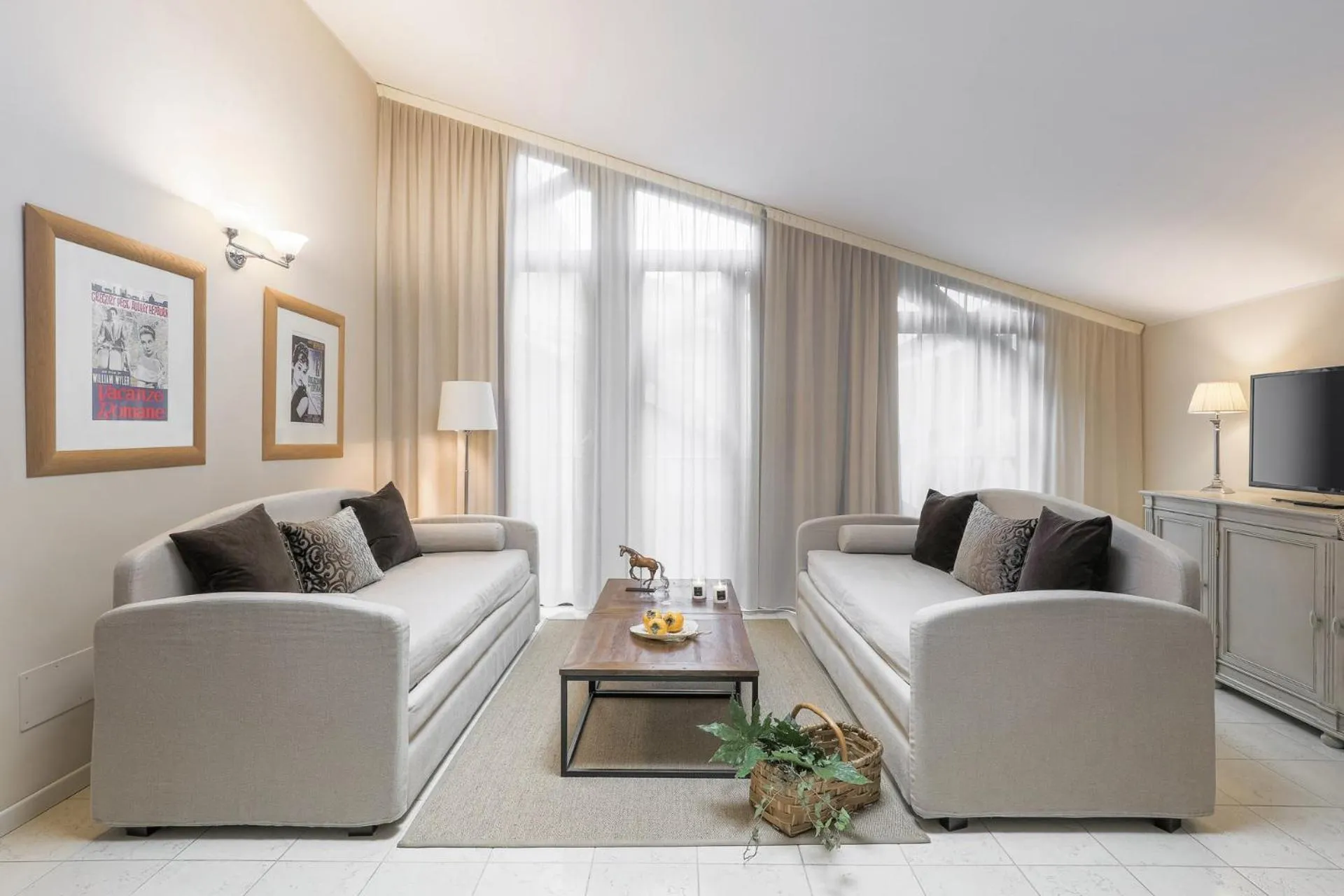 TV and multimedia in Adriano Residence