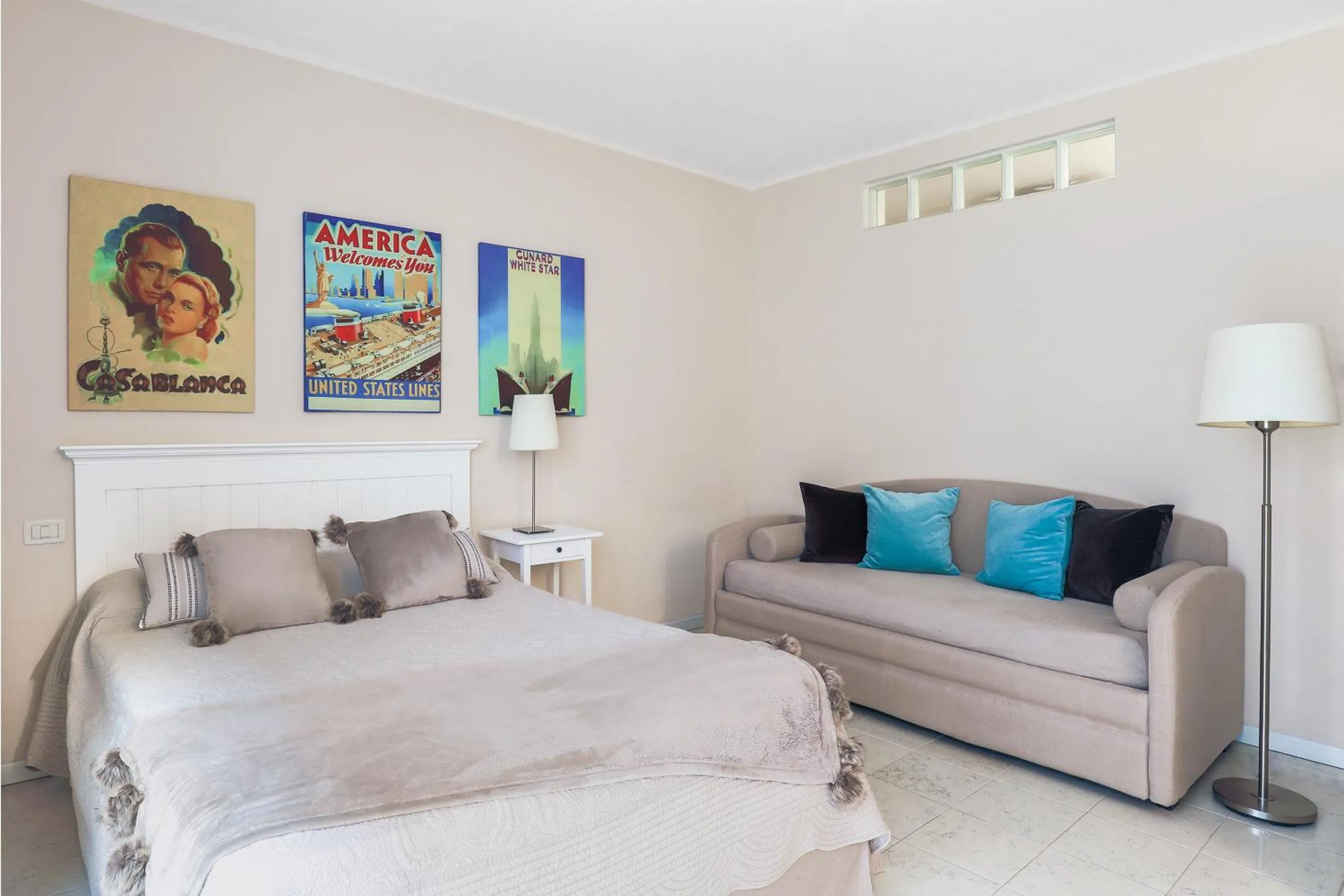 Bed in Adriano Residence