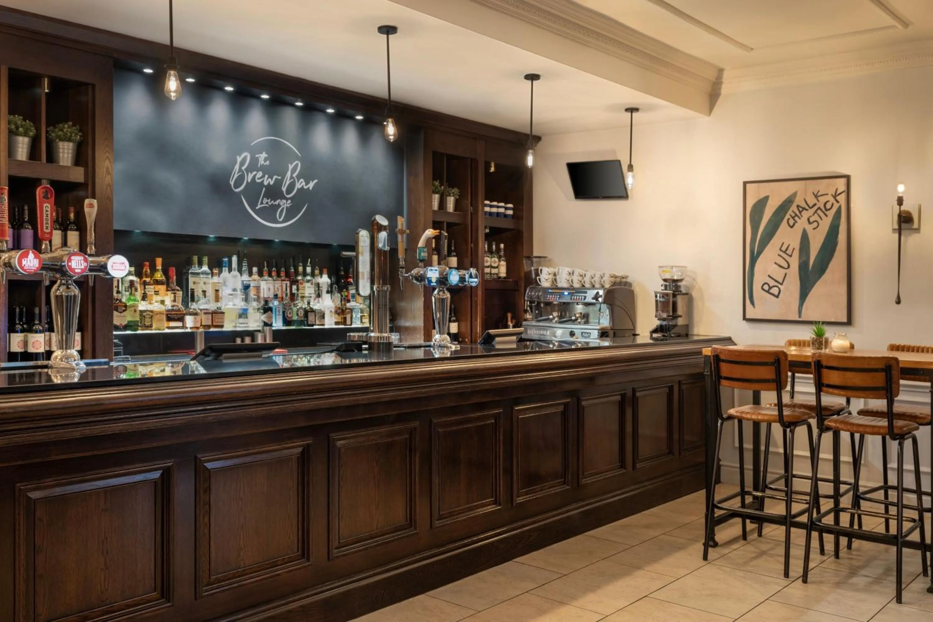 Lounge or bar in Delta Hotels by Marriott Preston