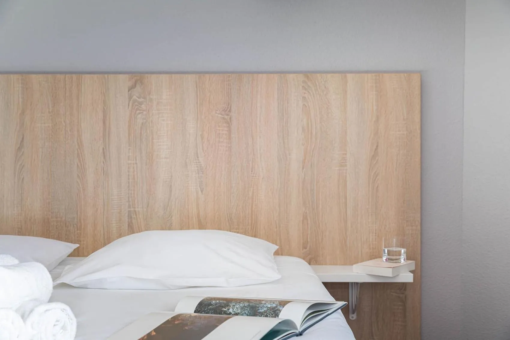 Bedroom, Bed in Logis Hôtel Restaurant L'Abri