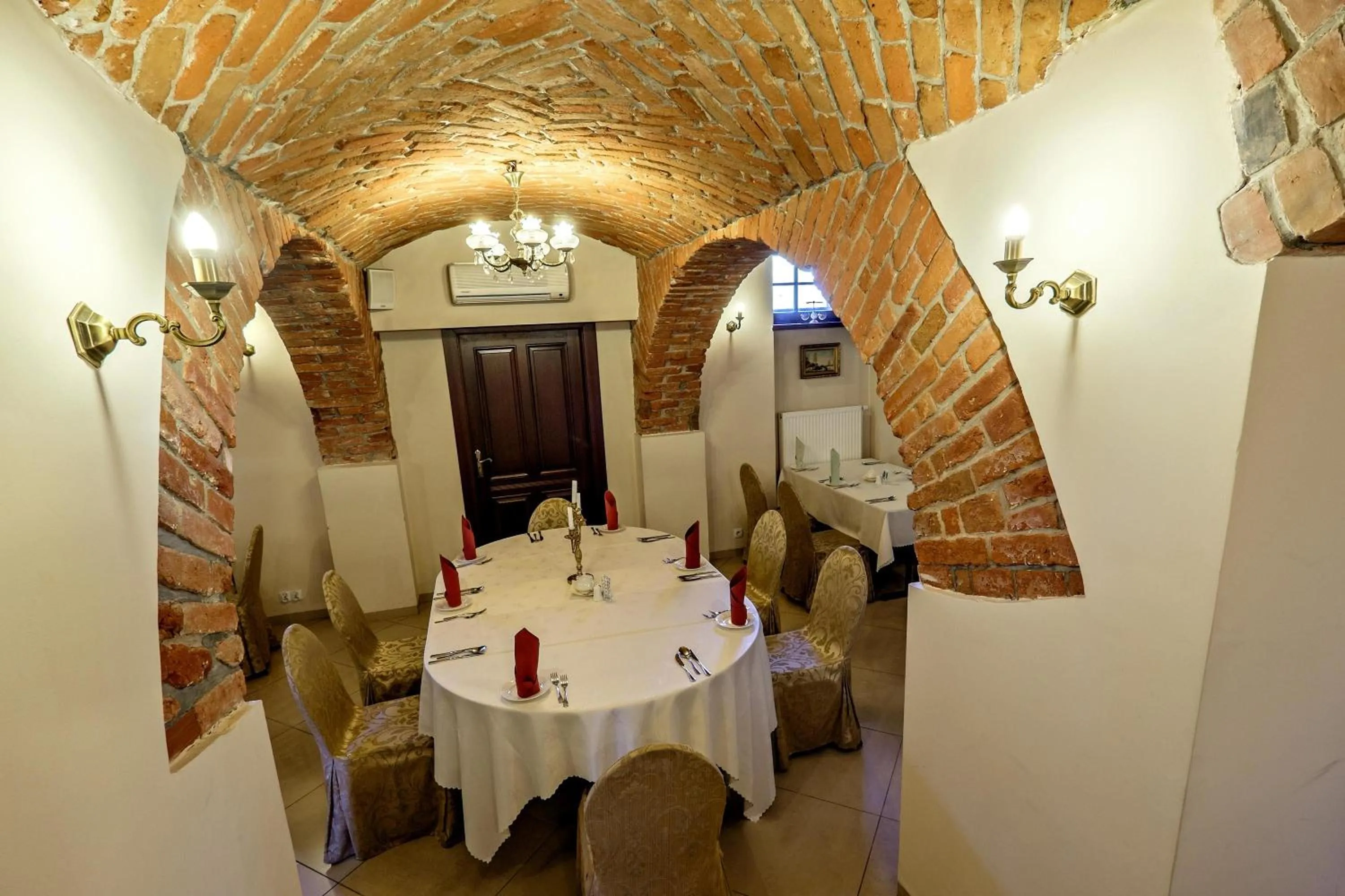 Dining area in Dwór Stary Chotów