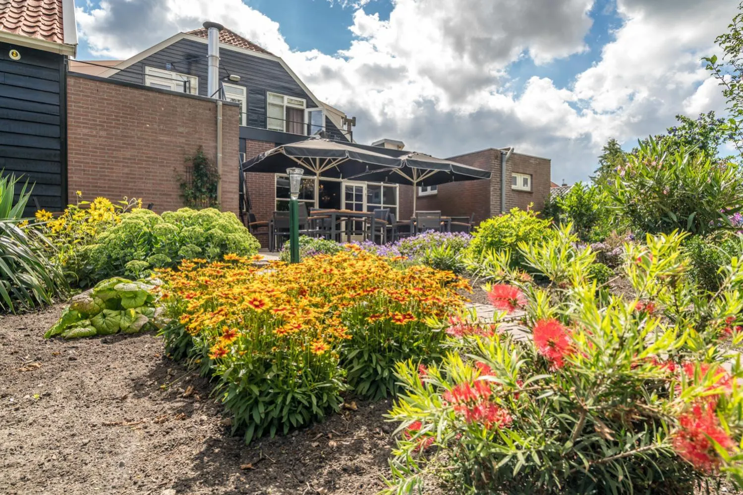 Garden in Hotel-Restaurant van der Weijde