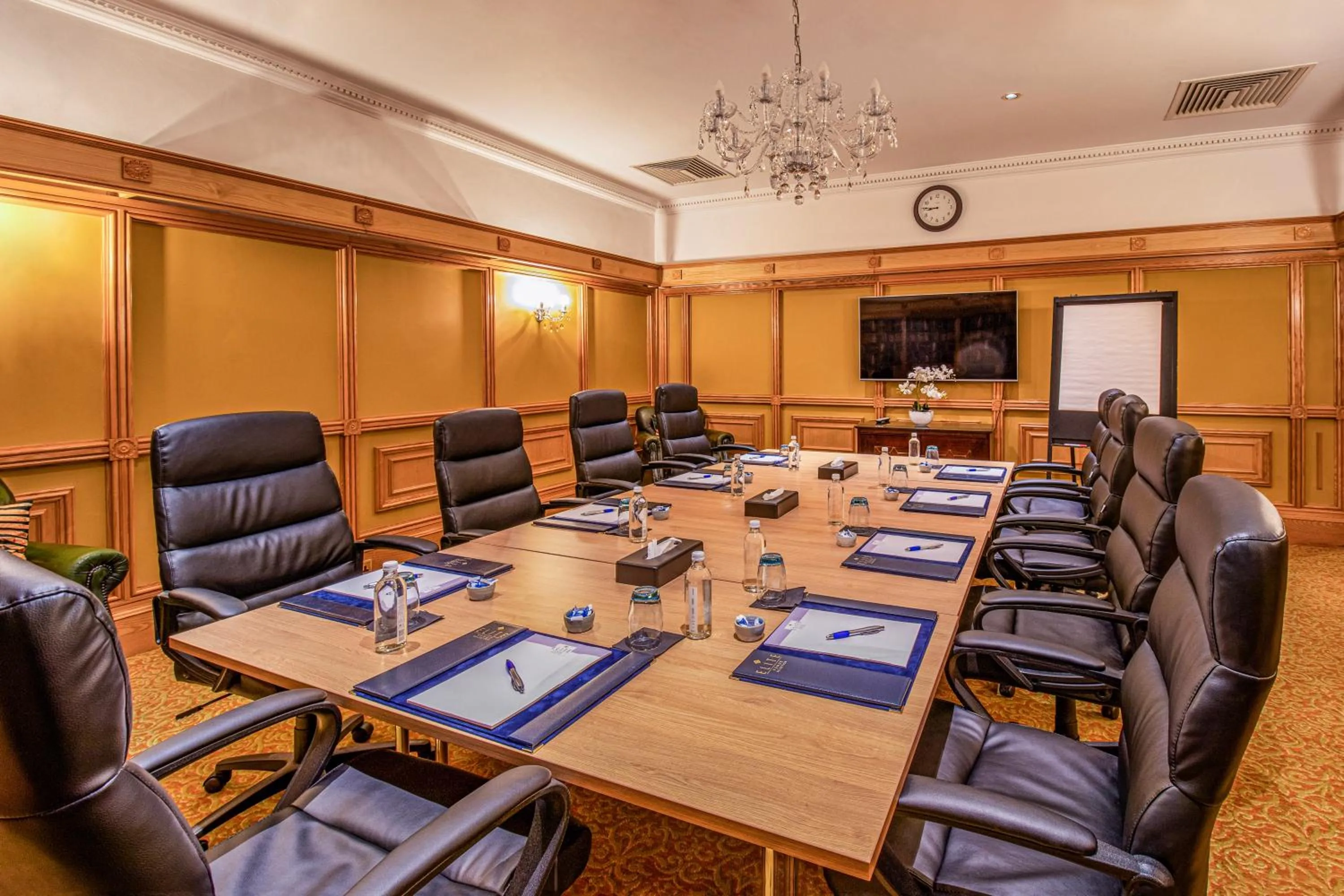 Meeting/conference room in Meon Valley Hotel, Golf & Country Club