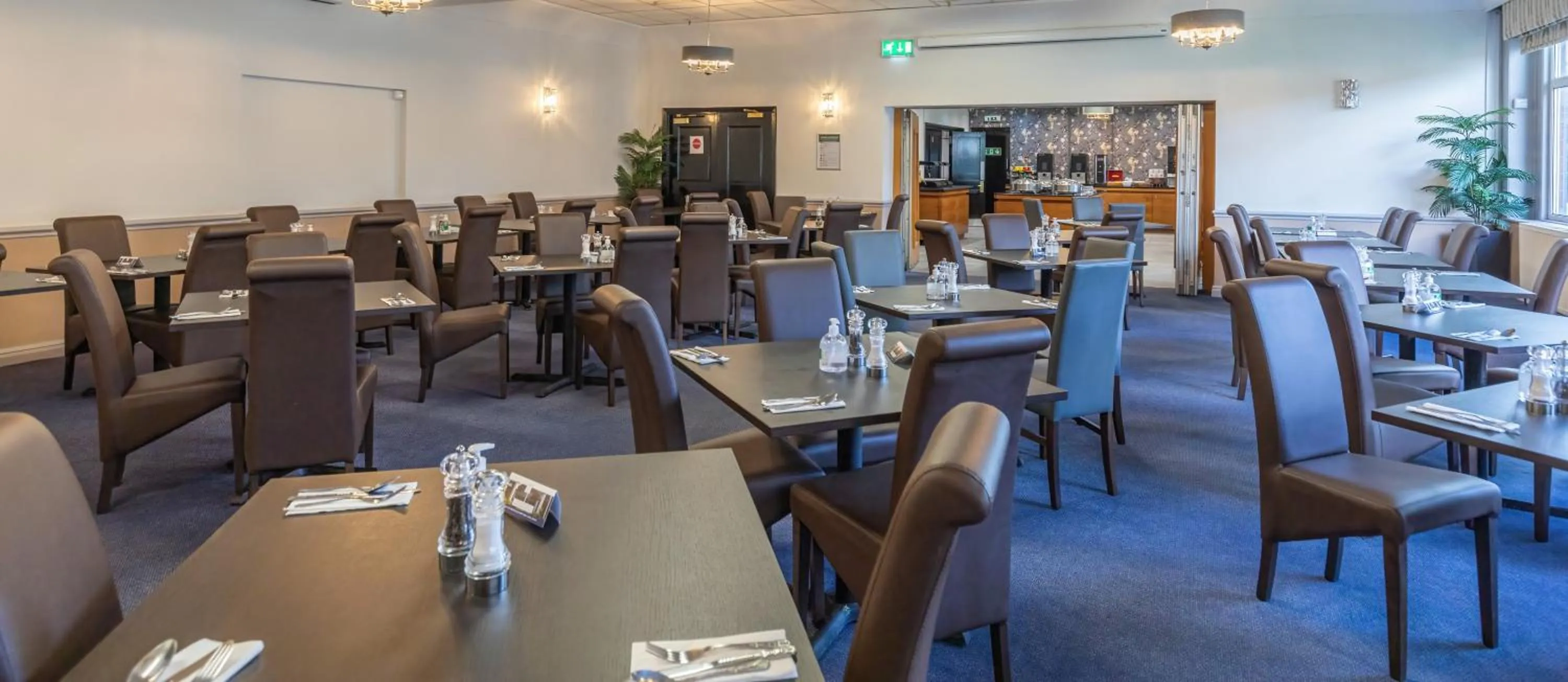 Restaurant/places to eat in Meon Valley Hotel, Golf & Country Club