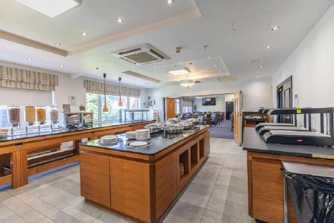 Restaurant/places to eat in Meon Valley Hotel, Golf & Country Club