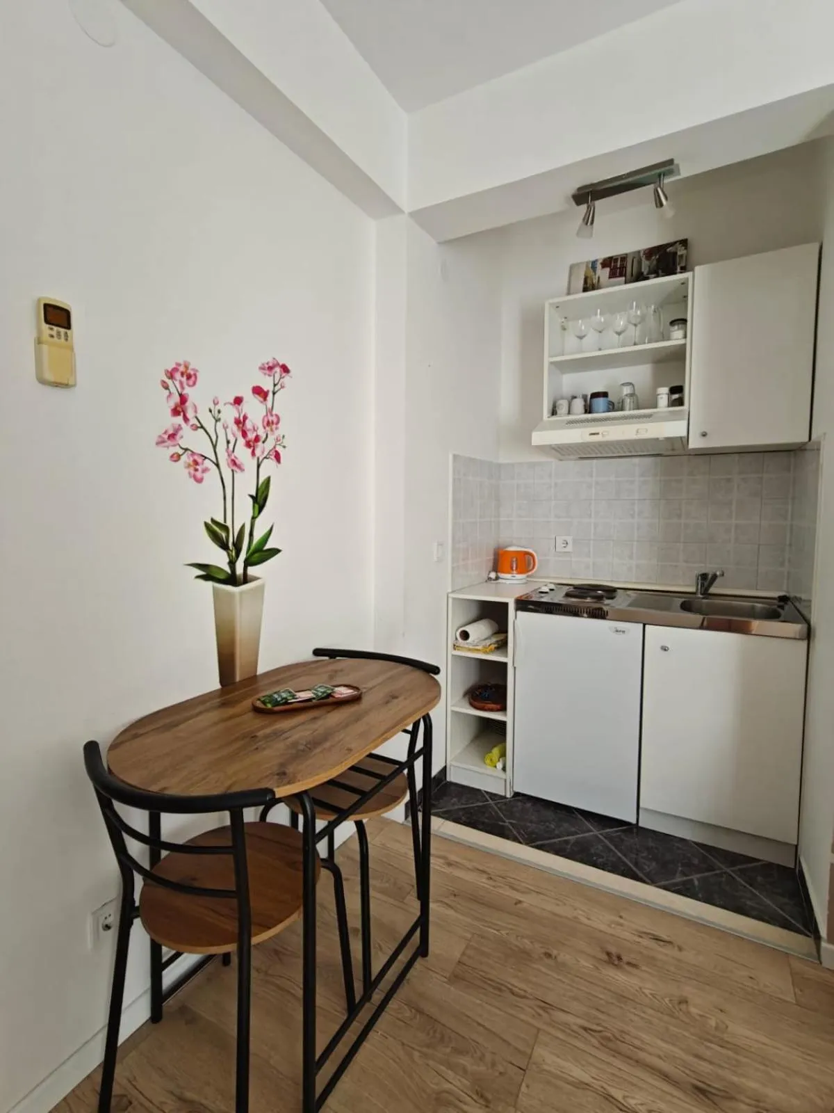 Kitchen or kitchenette in Apartments Miljas
