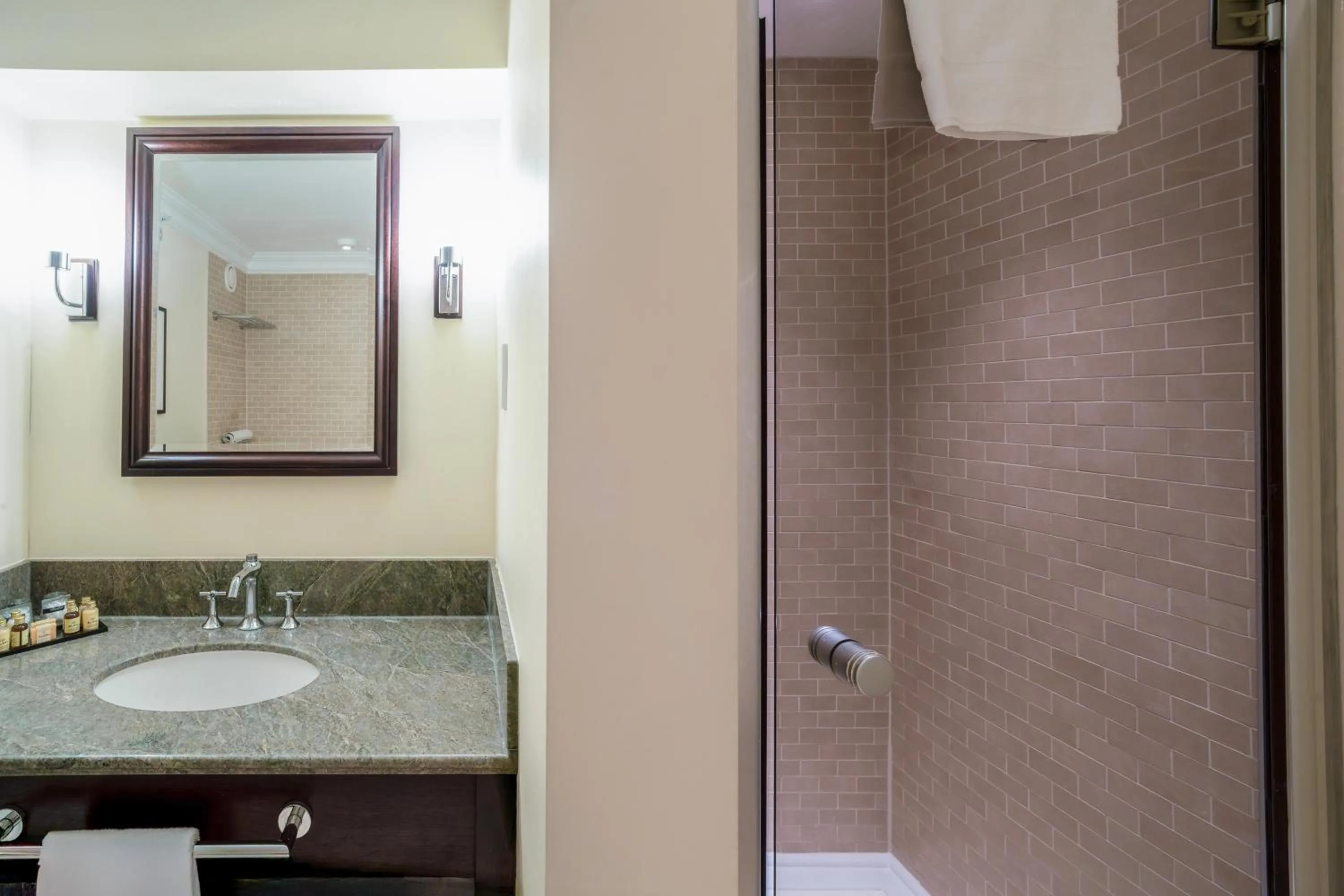 Shower in Sprowston Manor Hotel, Golf & Country Club