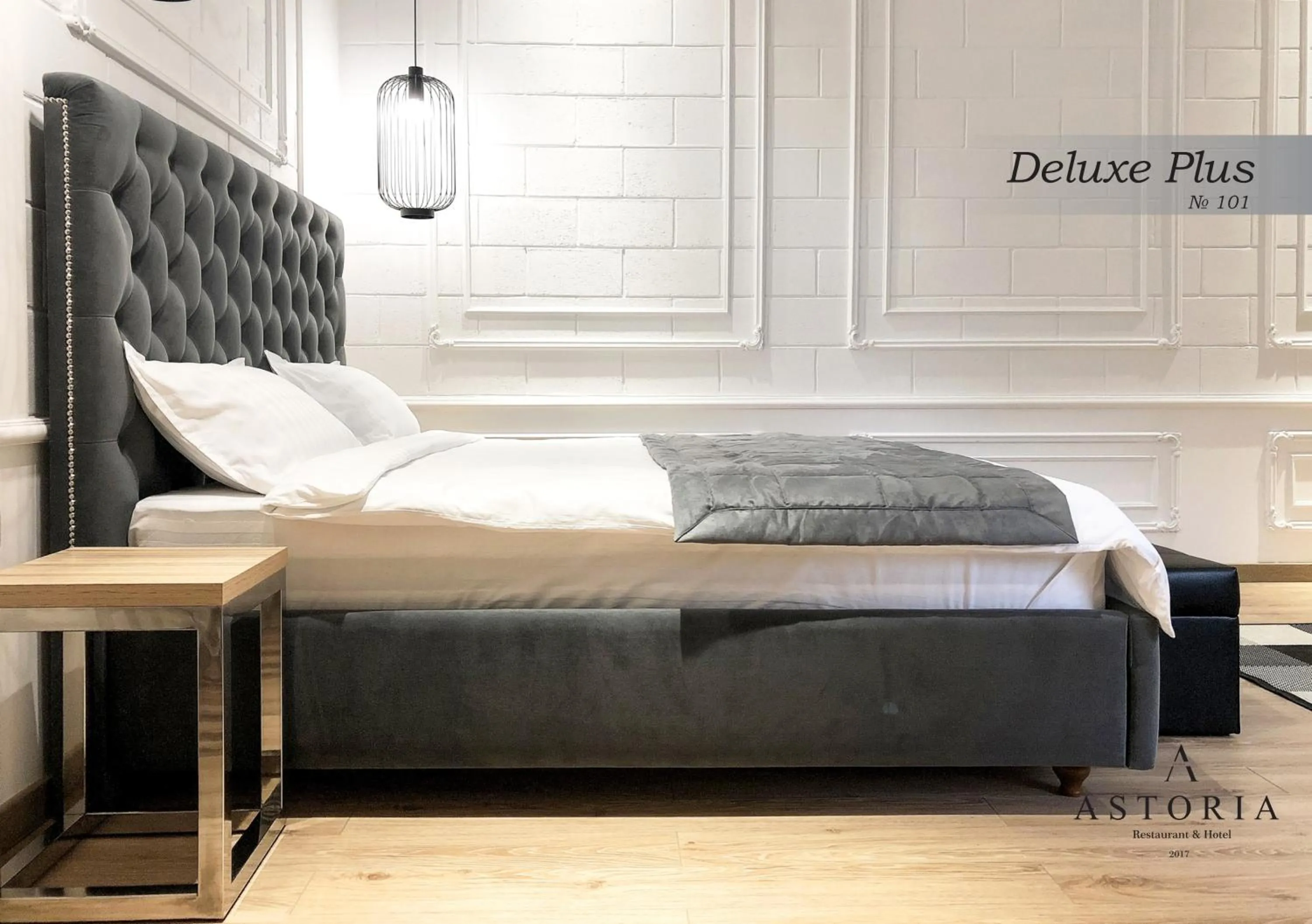 Bed in ASTORIA Boutique Hotel