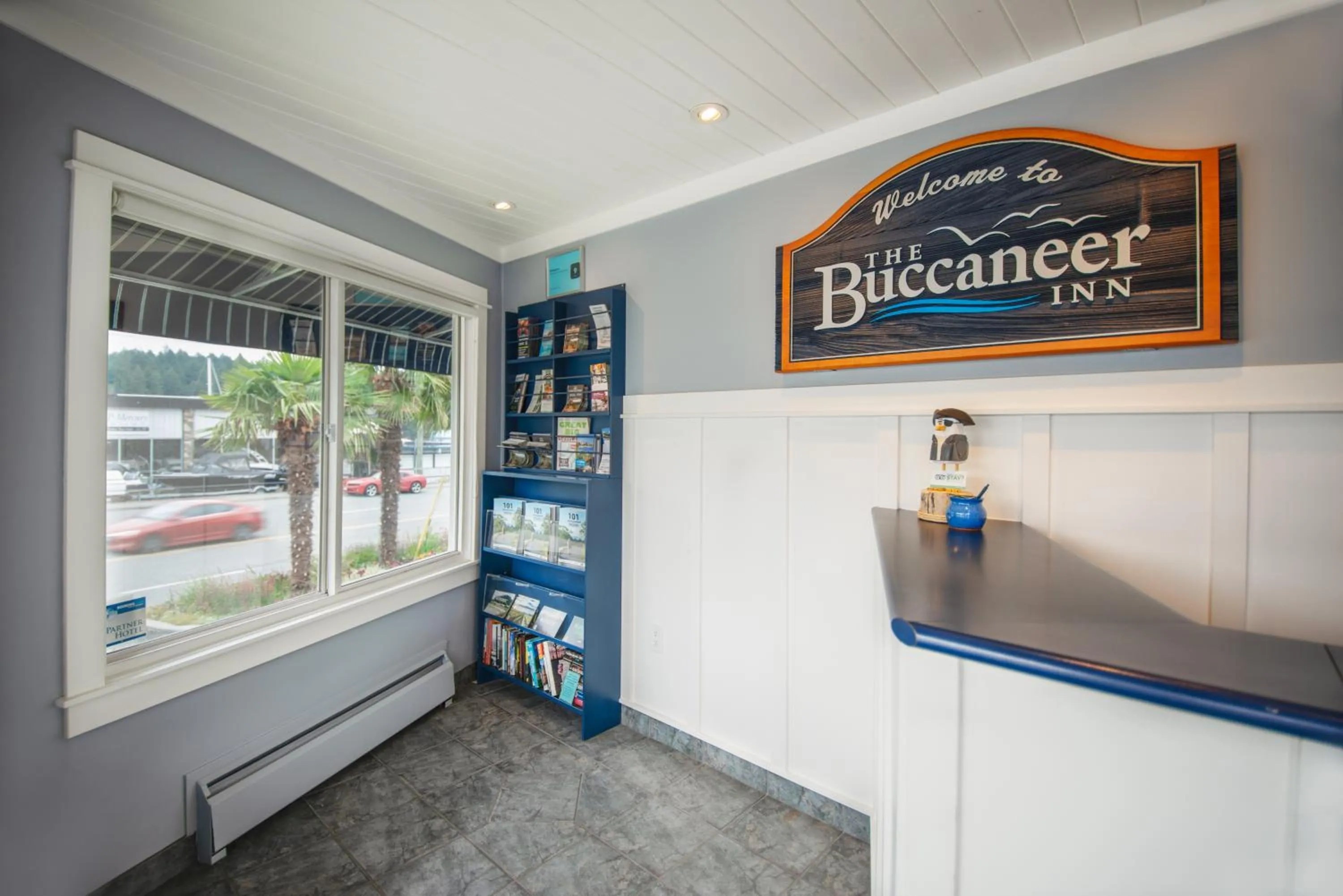 Lobby or reception in Buccaneer Inn