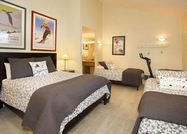 Bed in Austria Hof Lodge