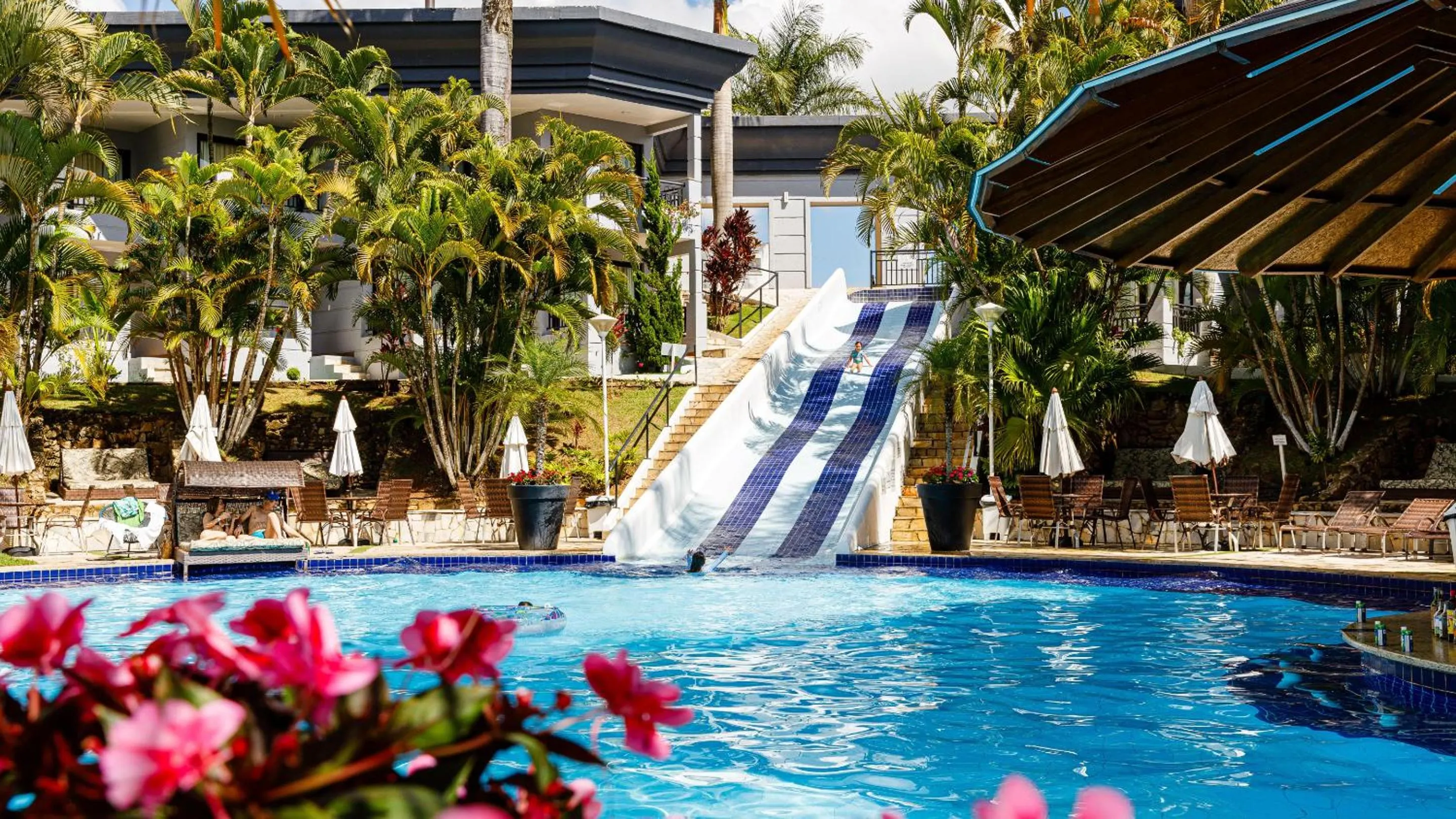 Pool view in Vale Suíço Resort