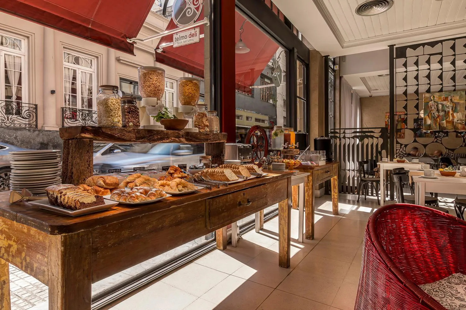 Breakfast in Patios de San Telmo