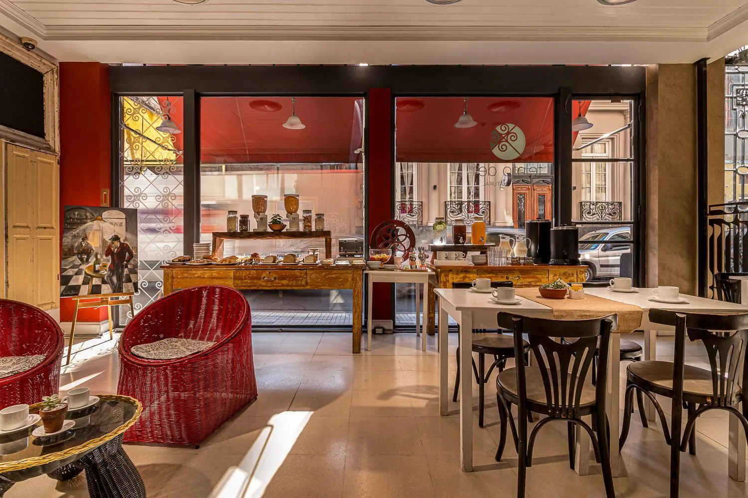 Breakfast in Patios de San Telmo