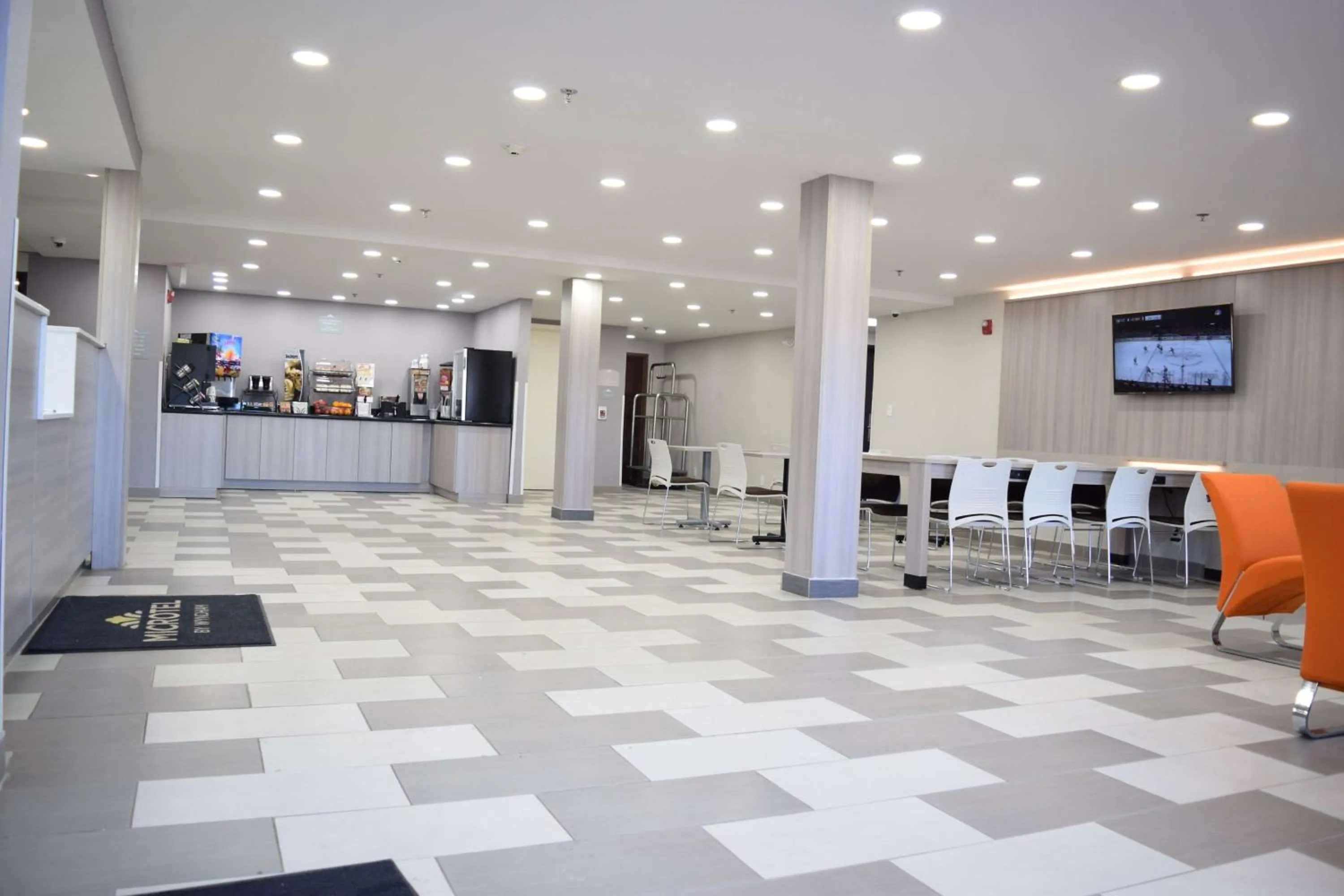 Lobby or reception in Microtel Inn & Suites by Wyndham Raleigh