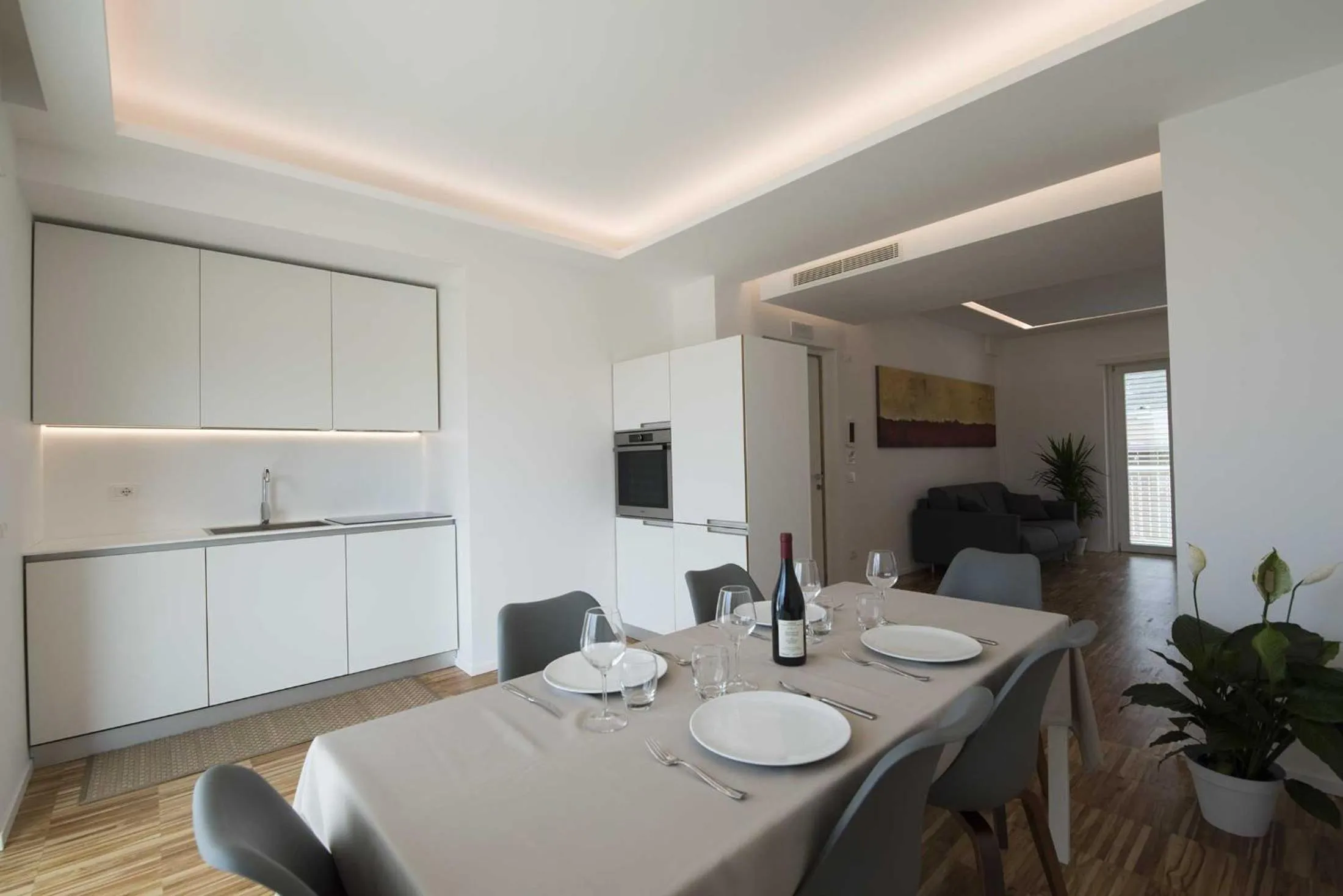 TV and multimedia in apARTments Sperlonga