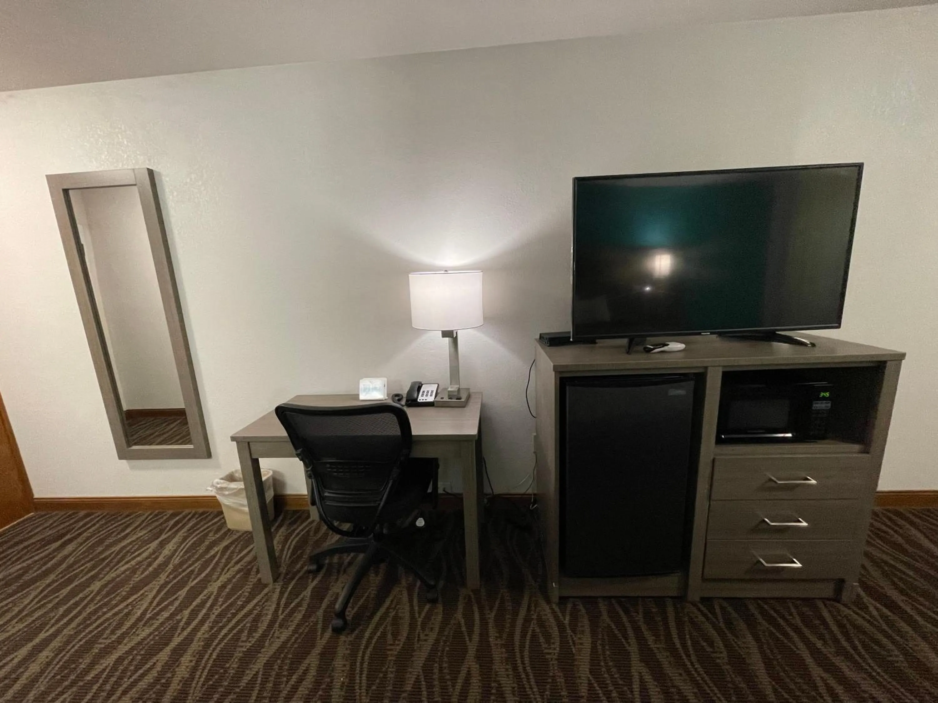 Bedroom in Baymont by Wyndham Bellevue - Omaha