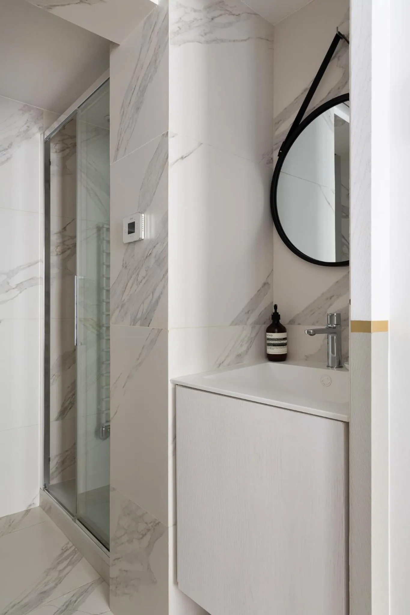 Bathroom in HIGHSTAY - Luxury Serviced Apartments - Place Vendôme