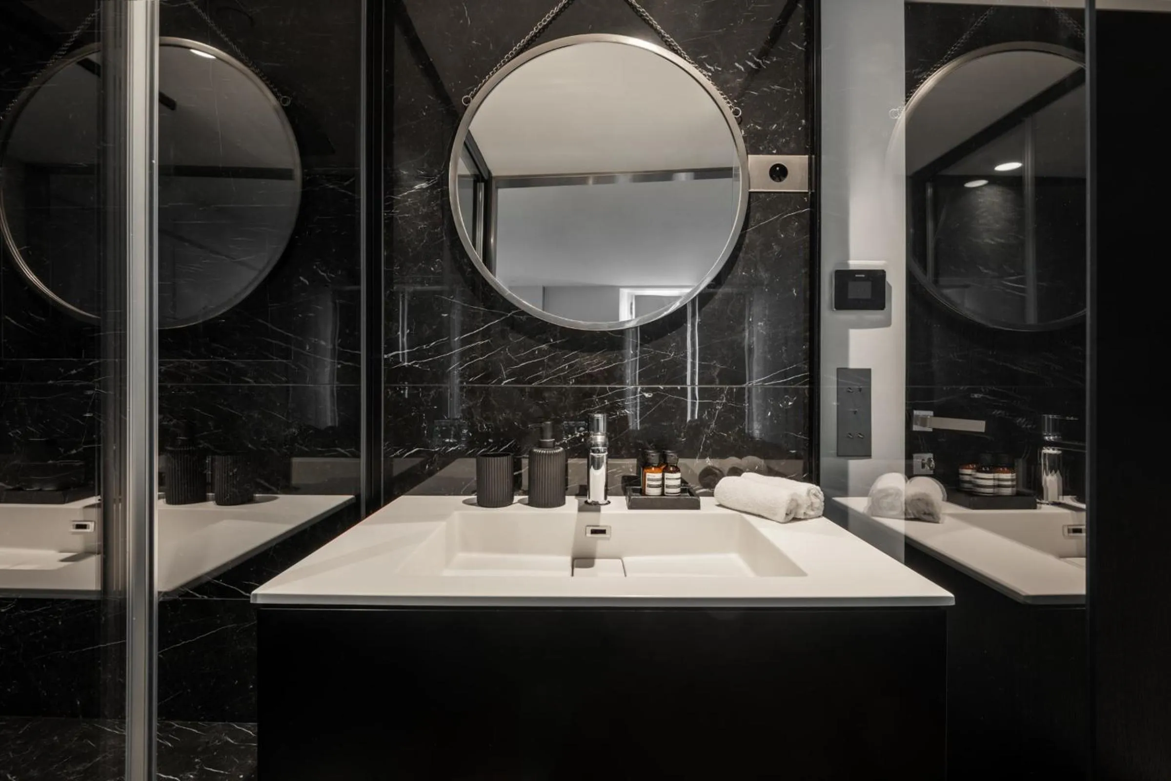 Bathroom in HIGHSTAY - Luxury Serviced Apartments - Place Vendôme