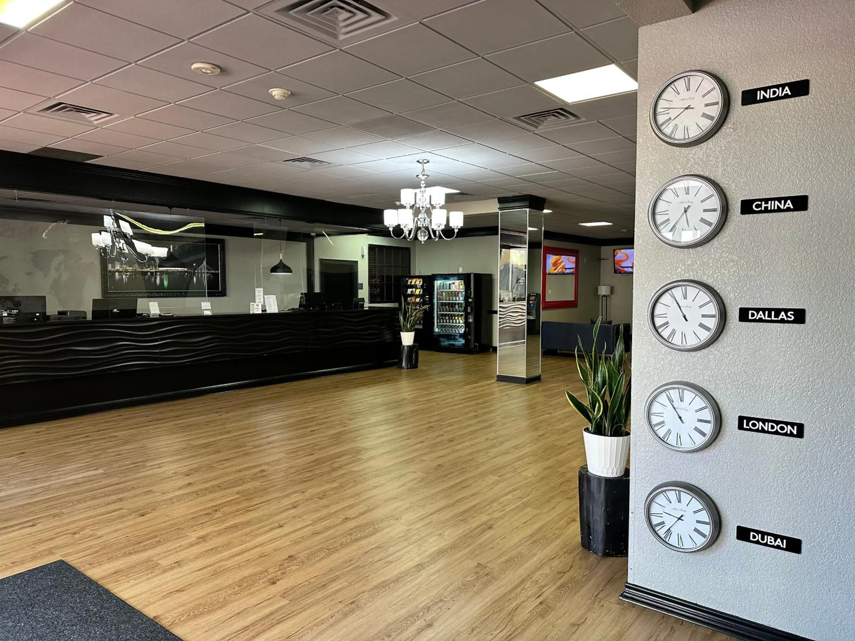 Property building in Alexis Hotel & Banquets Dallas Park Central Galleria