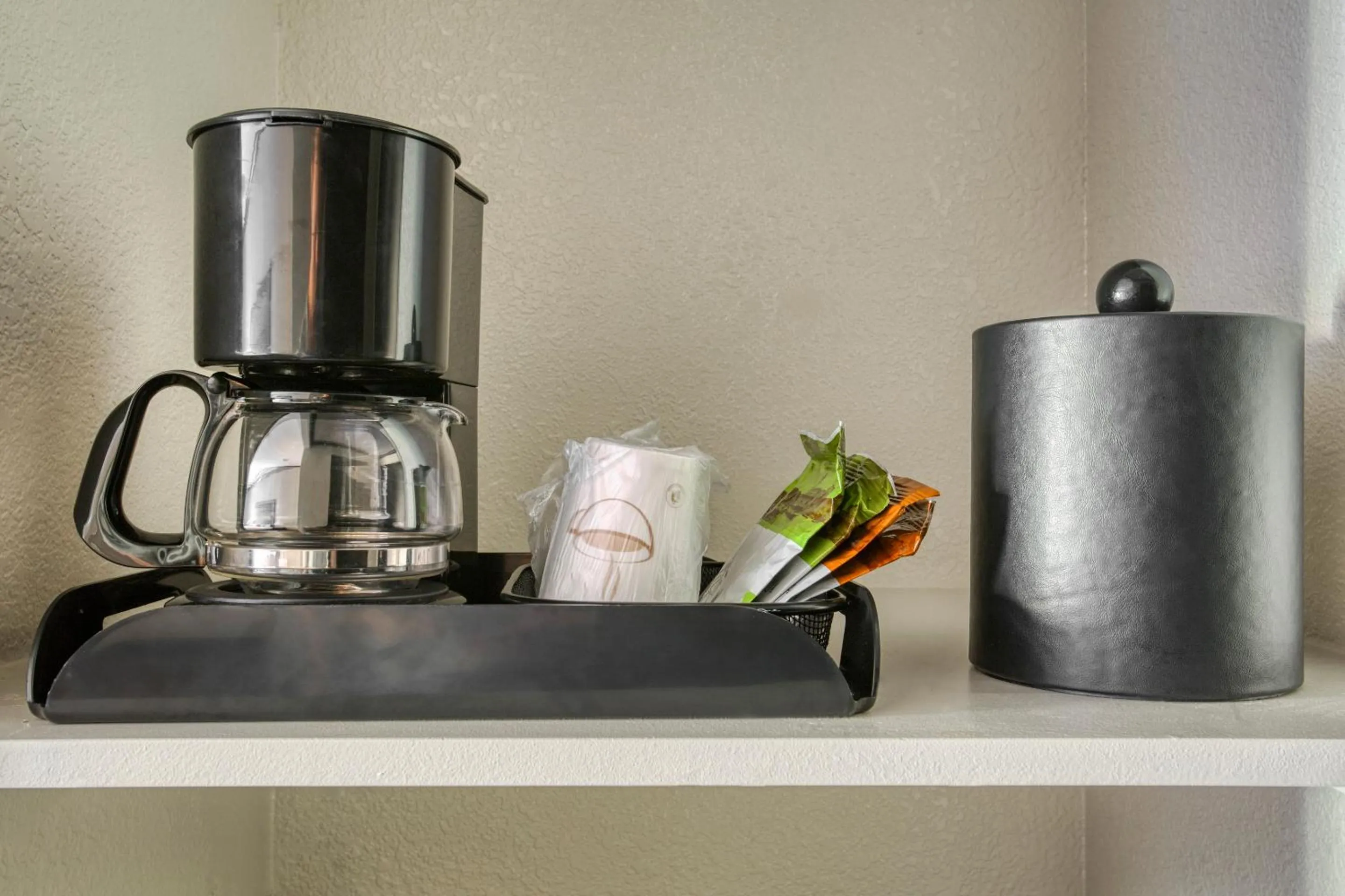 Area and facilities in Alexis Hotel & Banquets Dallas Park Central Galleria