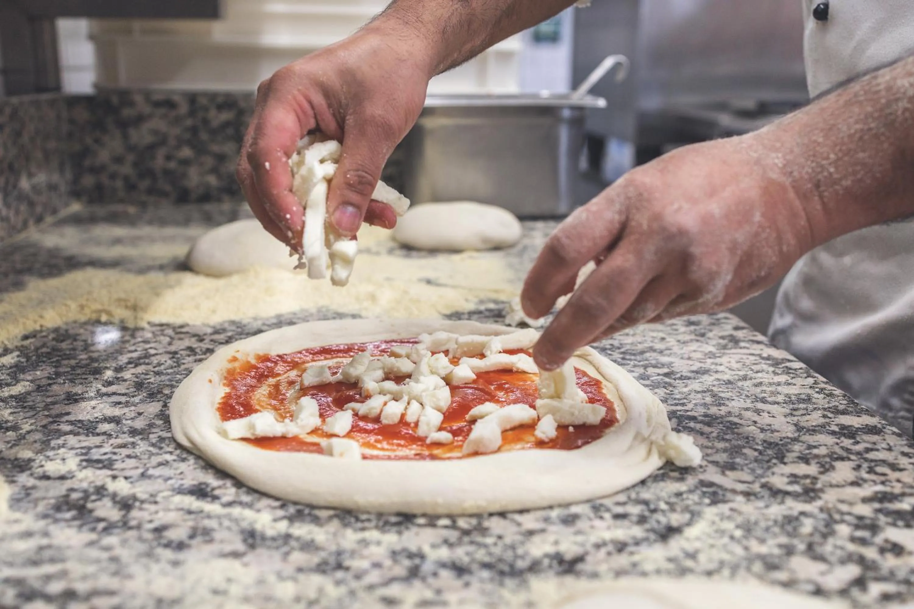 Restaurant/places to eat in Landart Hotel