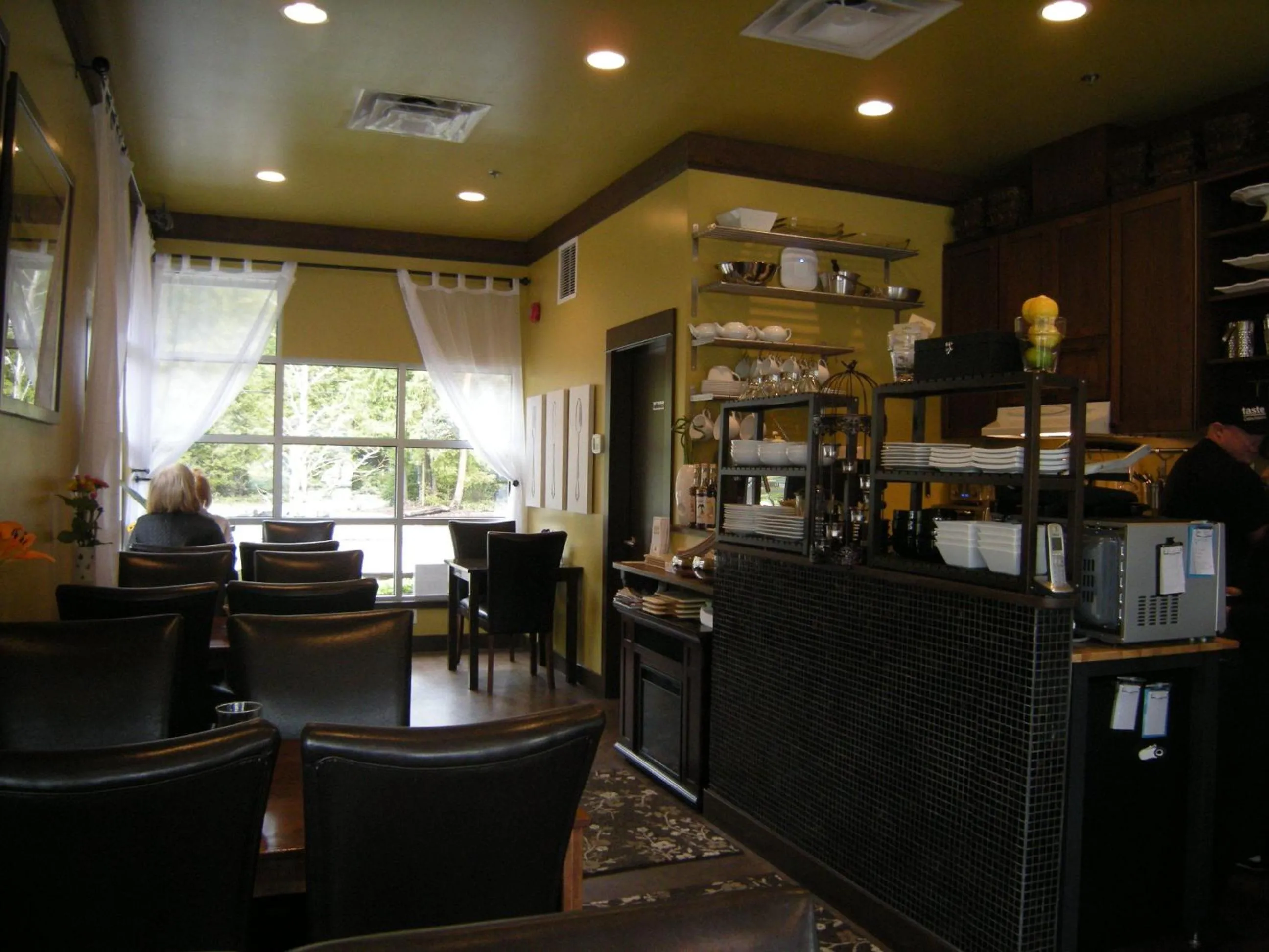 Restaurant/places to eat in Oceanside Village Resort