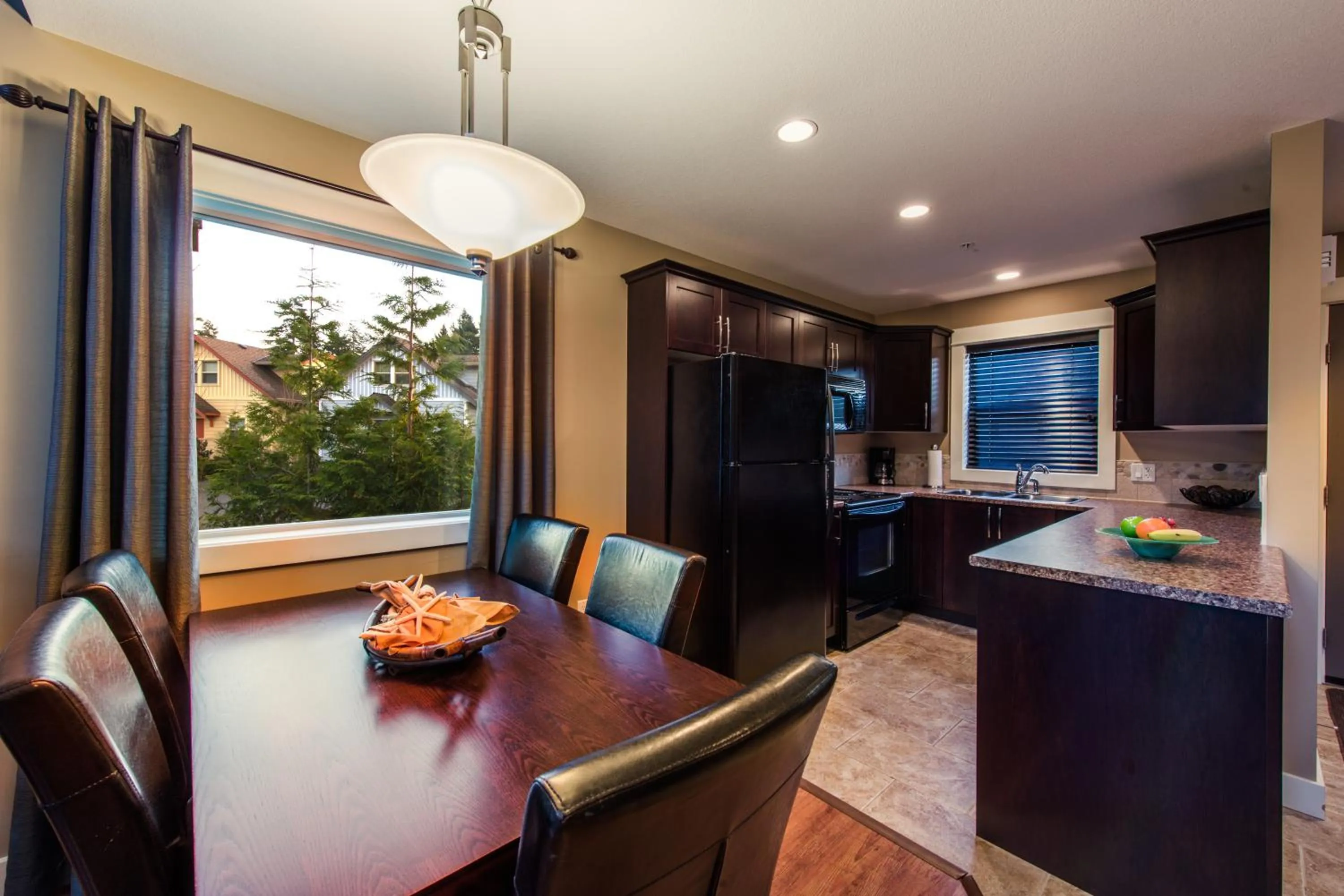 Kitchen or kitchenette in Oceanside Village Resort