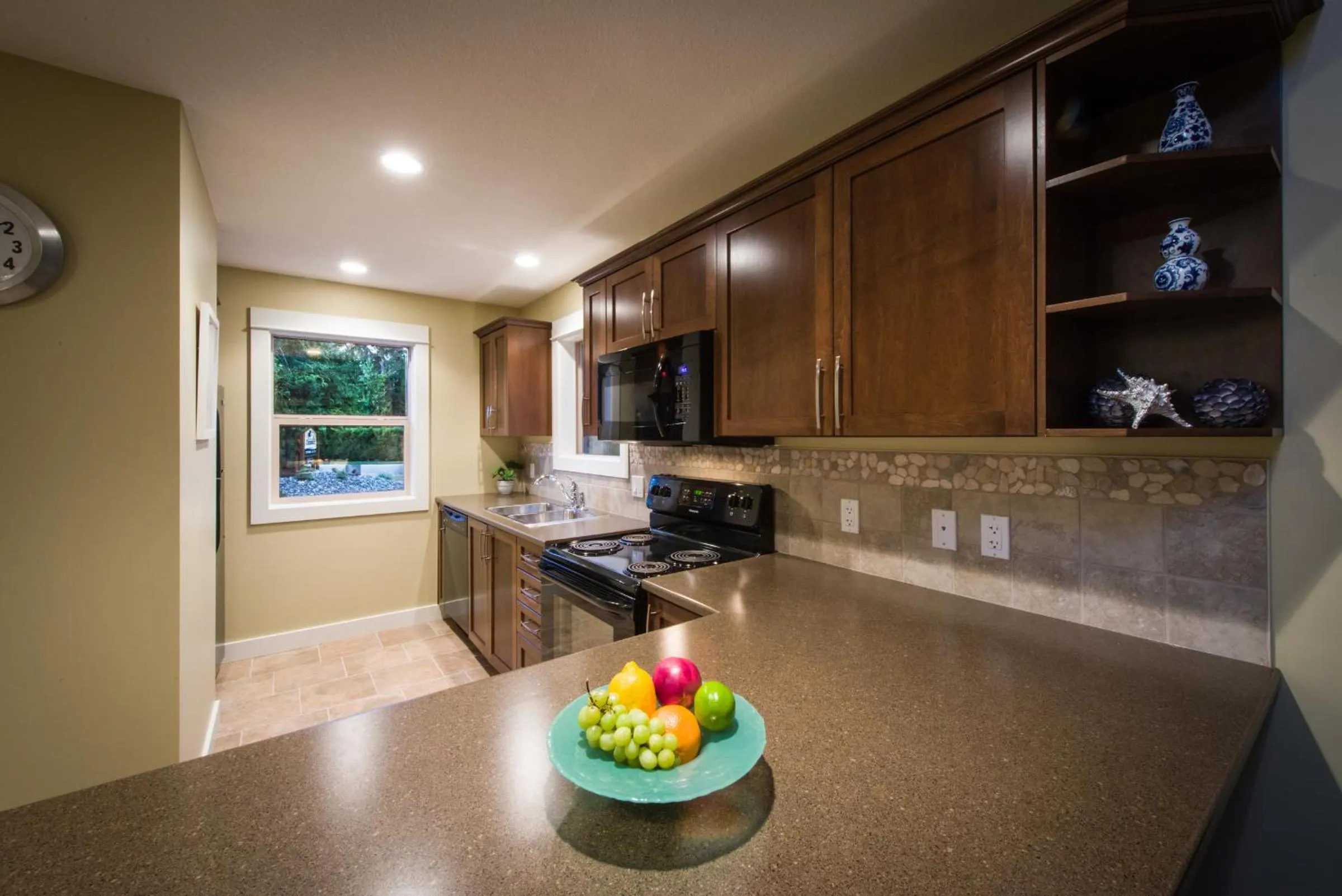 Kitchen or kitchenette in Oceanside Village Resort