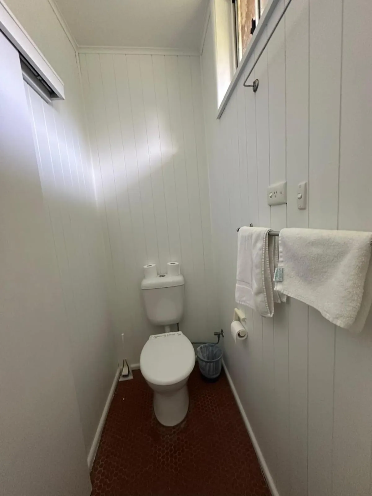 Toilet in Merimbula Gardens Motel