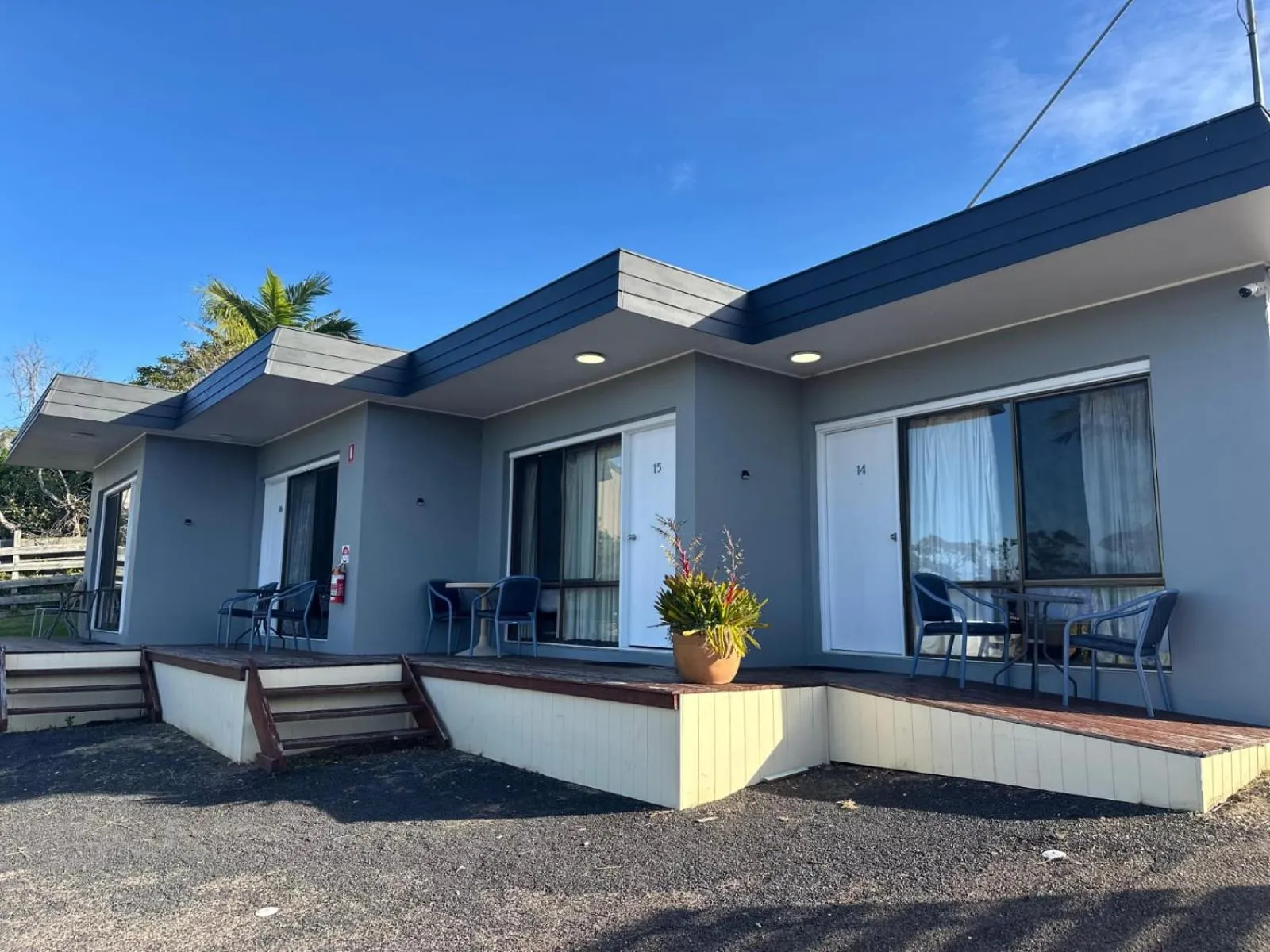 Property building in Merimbula Gardens Motel