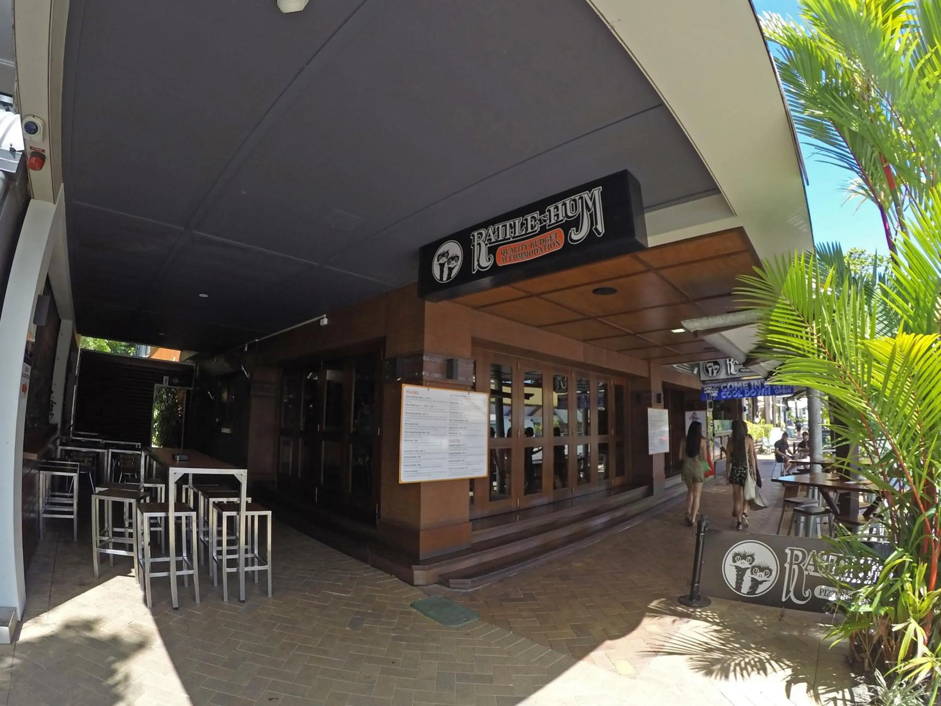 Facade/entrance in Global Backpackers Port Douglas
