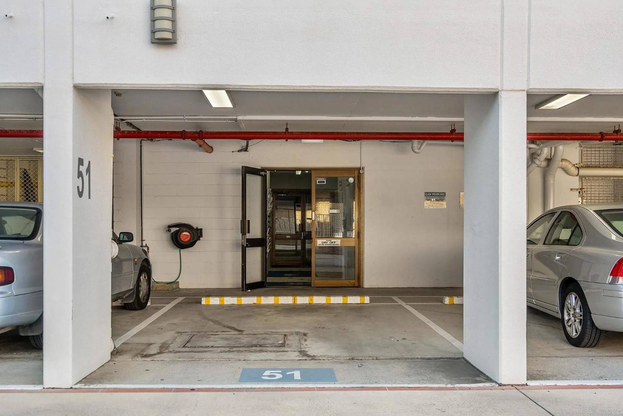 Parking in Carool Holiday Apartments